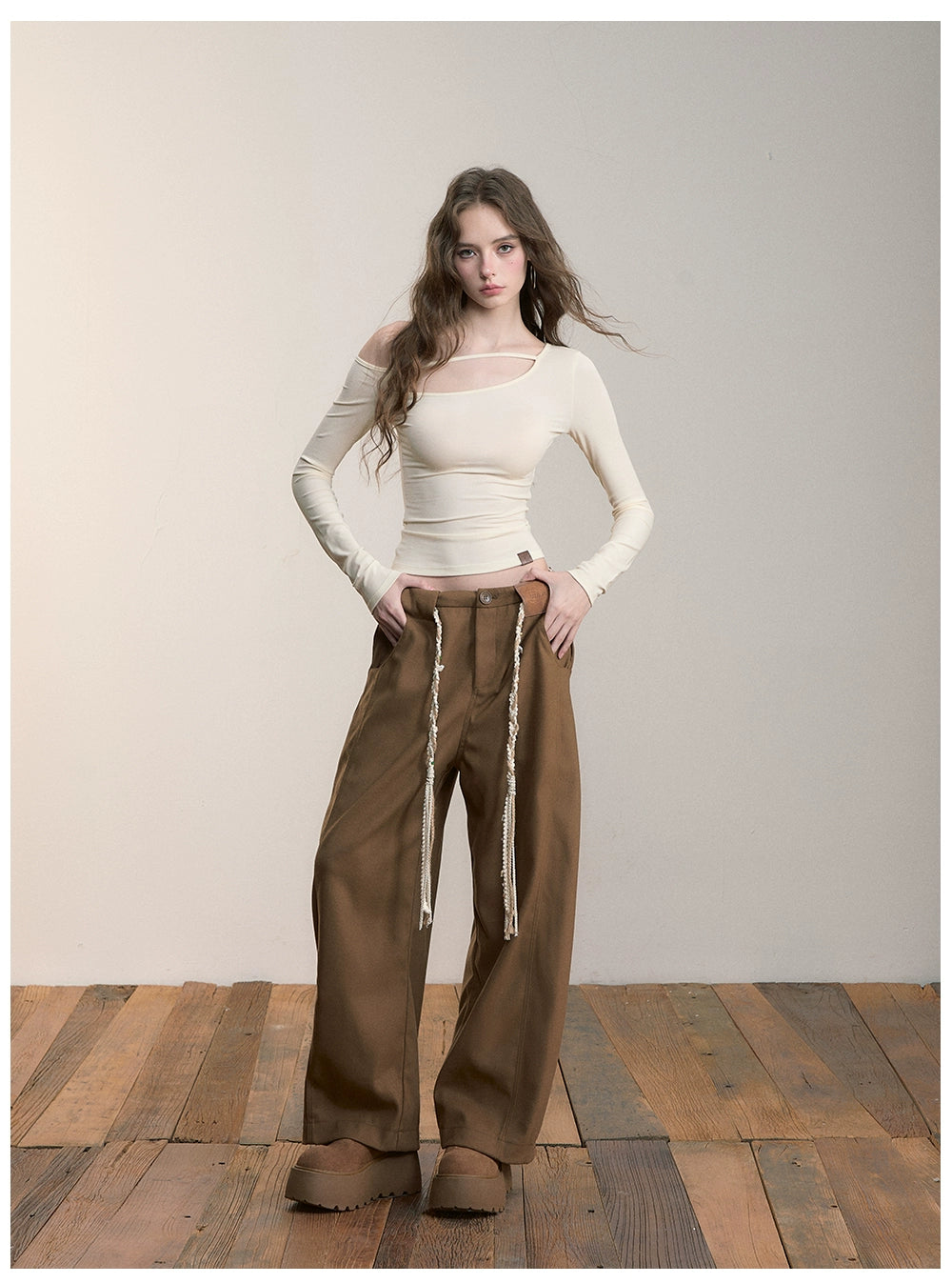 Relaxed-Fit Curved Blade Pants