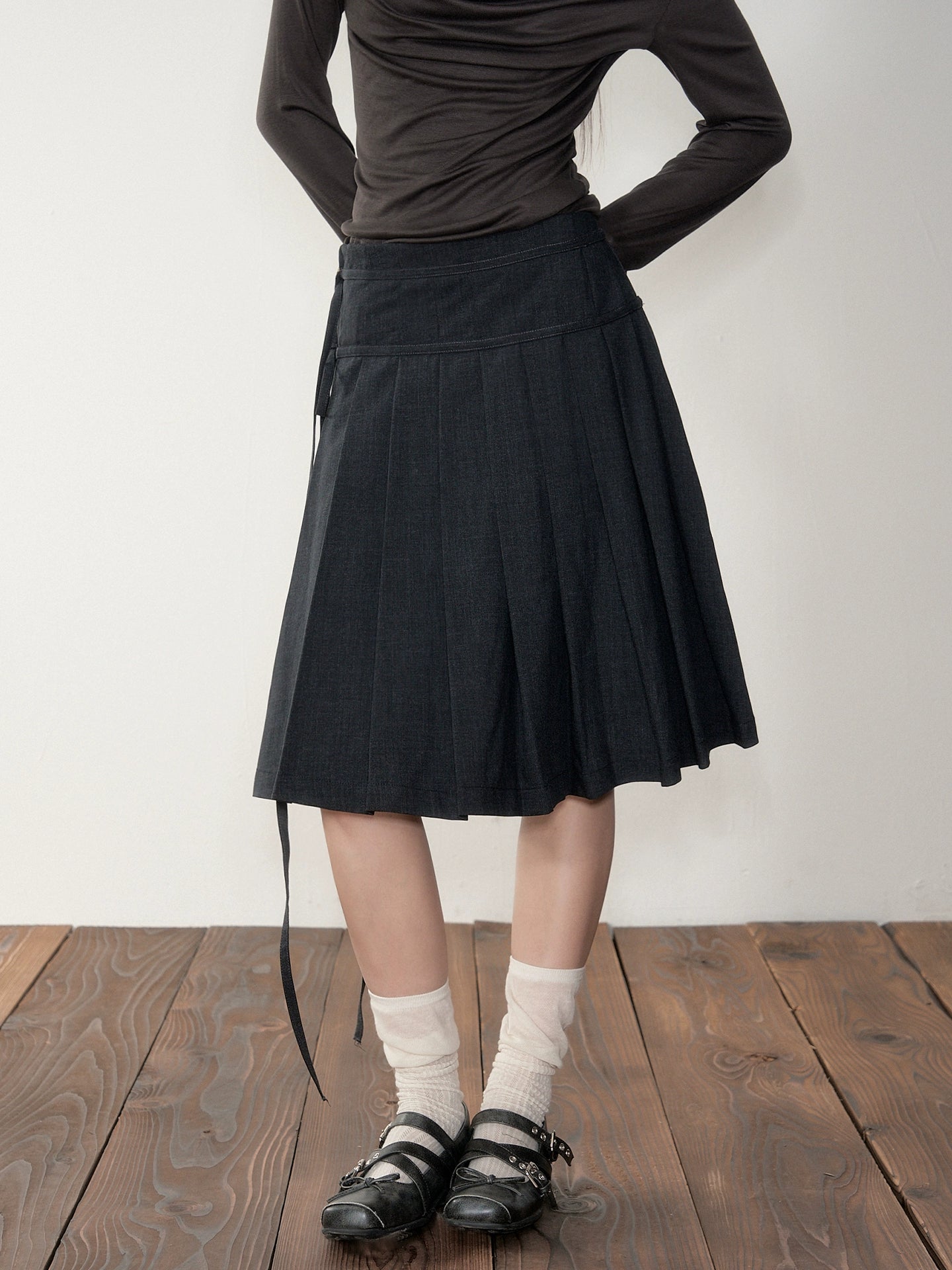 Dark Grey Tie-Waist Pleated Midi Skirt - CHINASQUAD