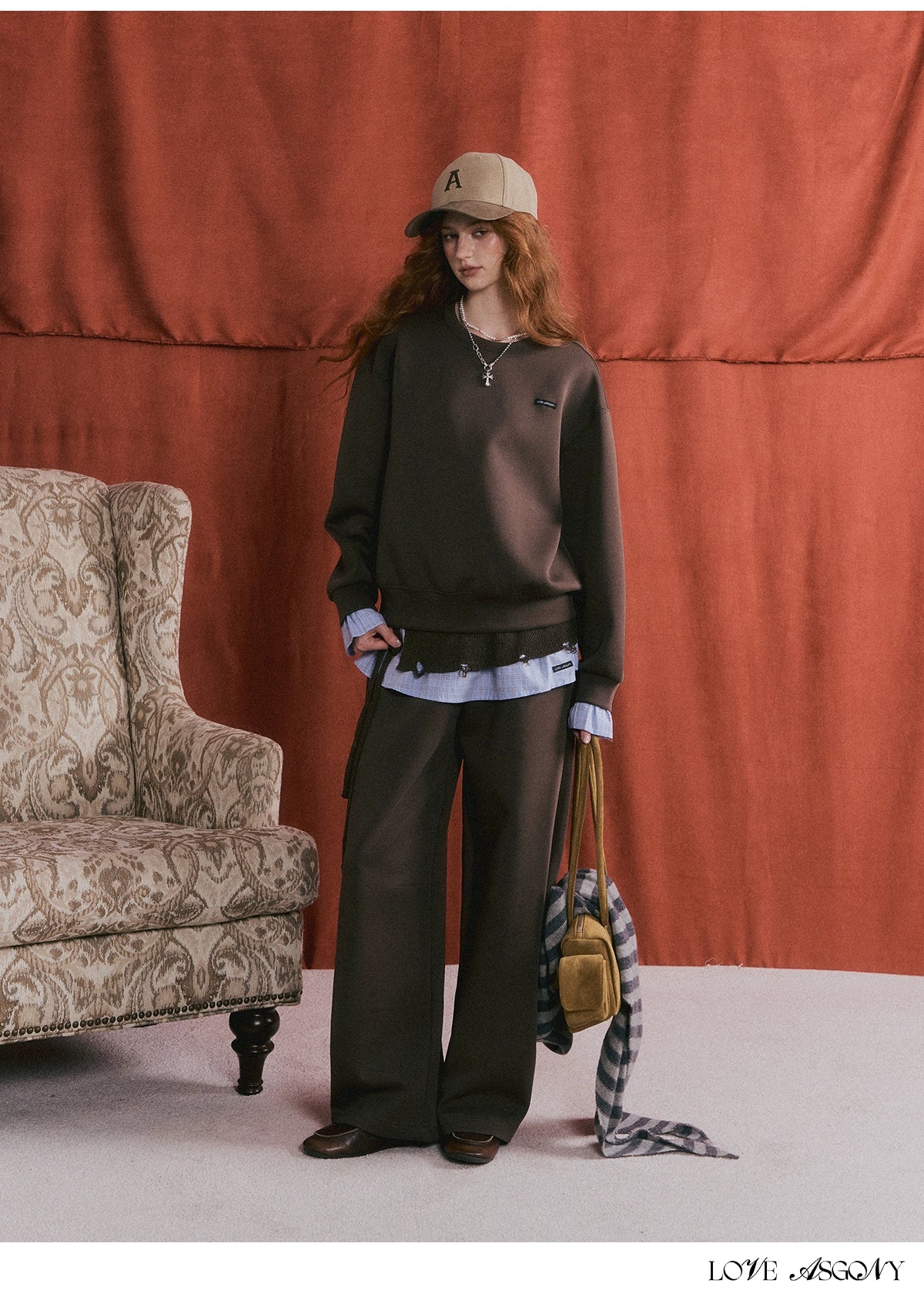 Patchwork Sweatshirt &amp; Curved-Hem Knit Pants Set