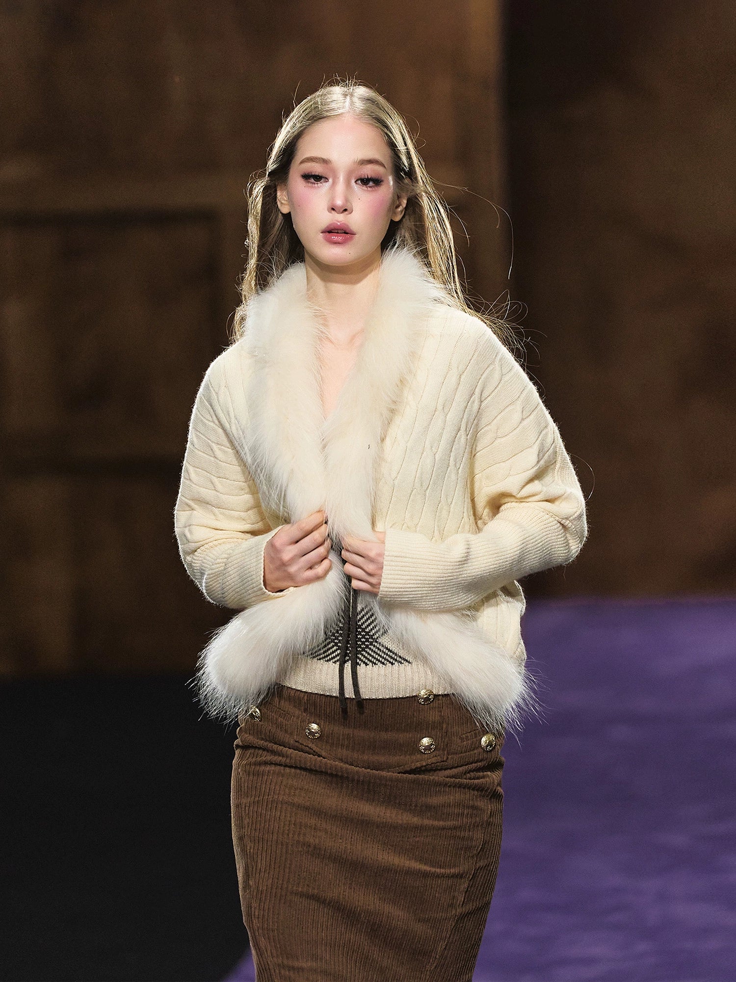 Long-Haired Collar Knit Cardigan