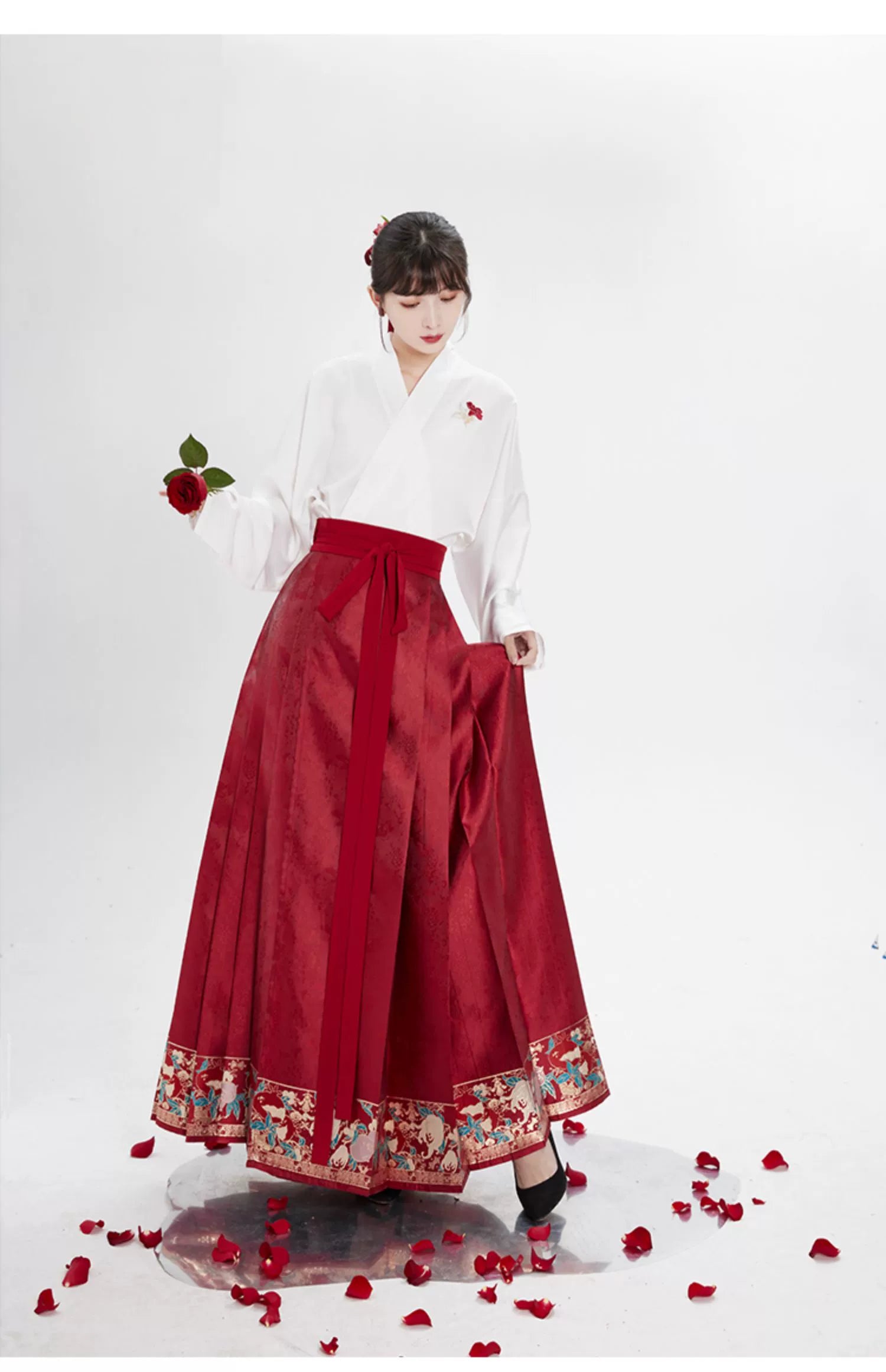 &quot;石榴醉&quot; ming-style hanfu set - CHINASQUAD