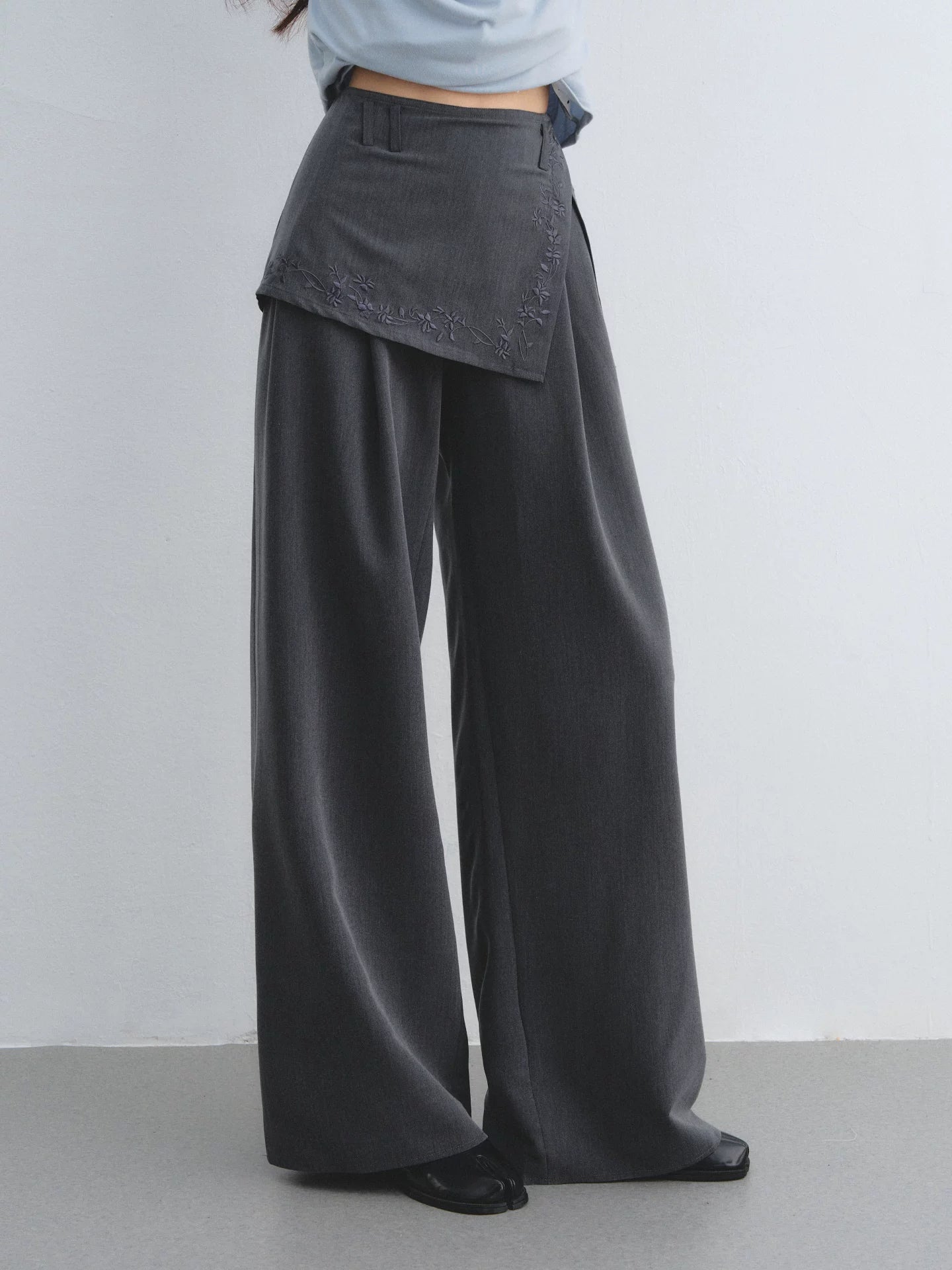 Embroidered Panel Wide-Leg Tailored Trousers
