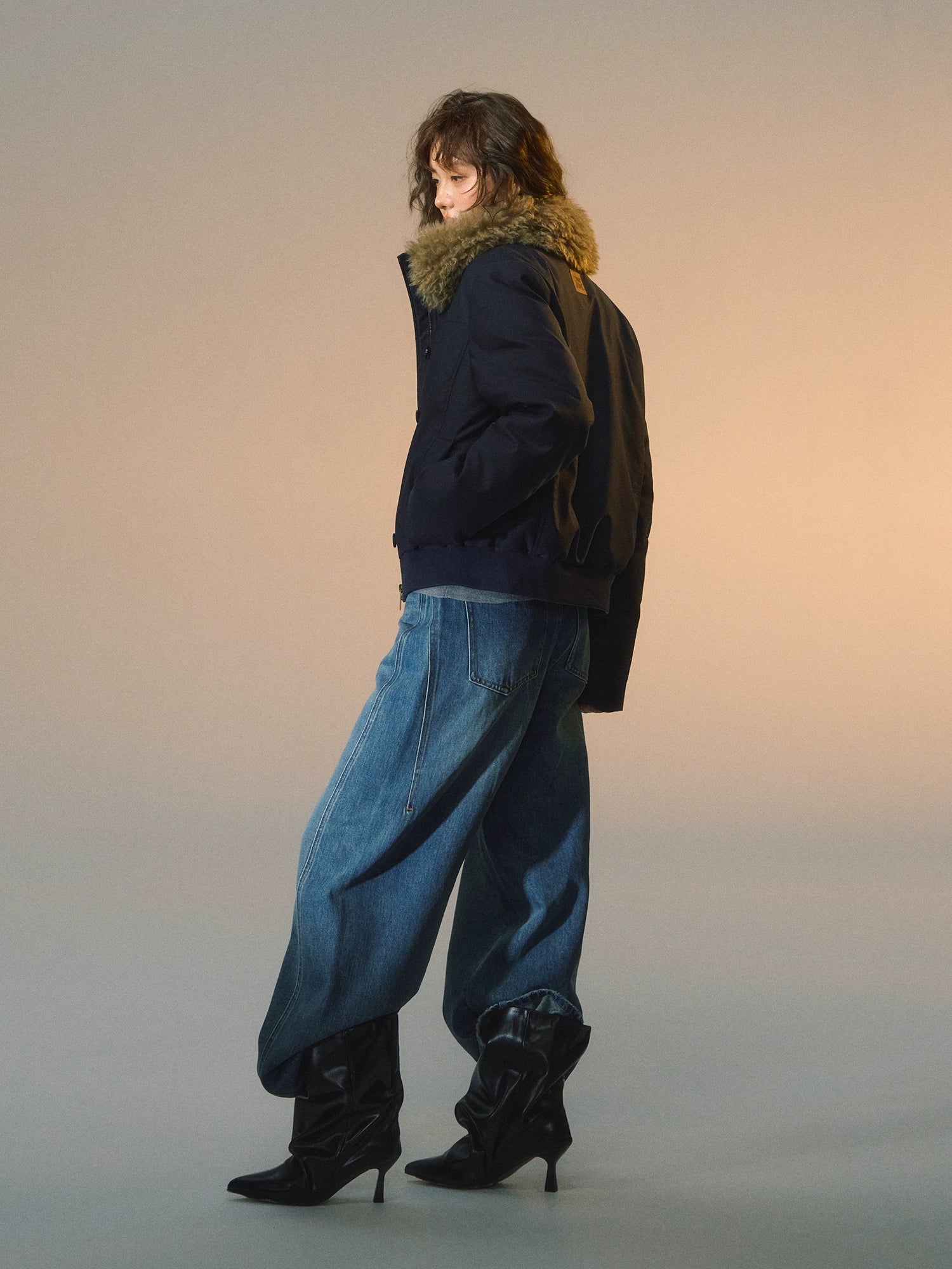 Detachable Fur-Collar Fitted Down Jacket