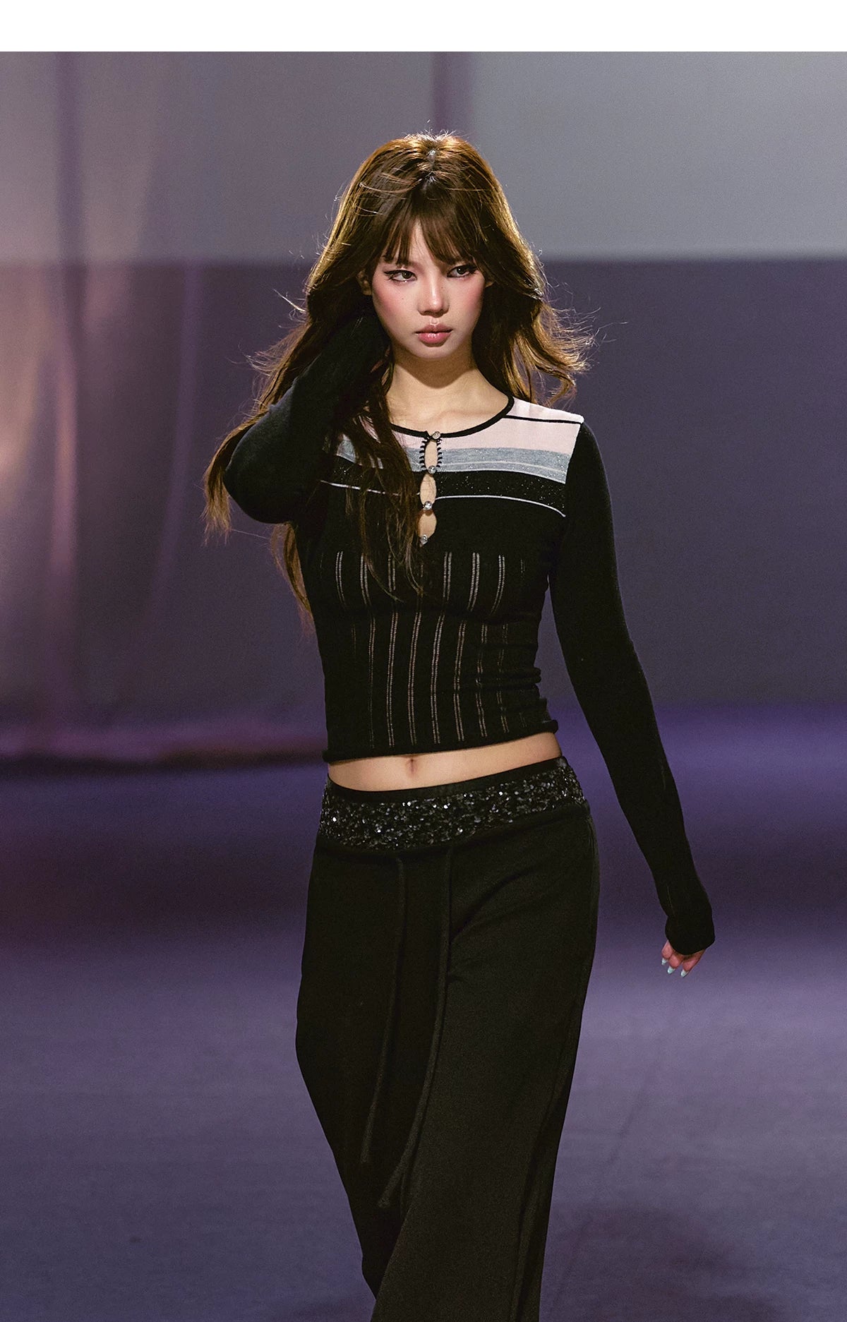 Cut-Out Contrast Knit Fitted Top