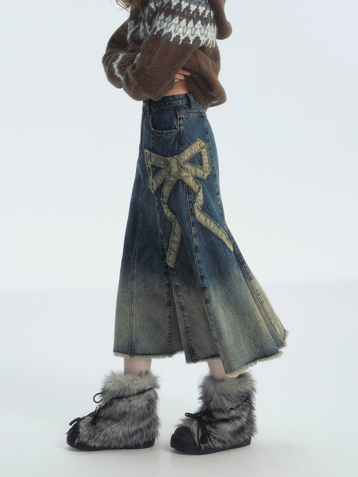 Gradient Frayed Bow Denim Skirt