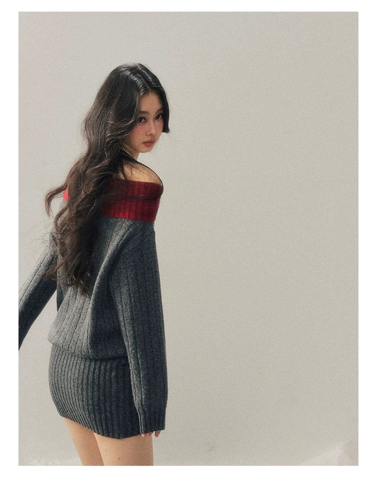 Off-Shoulder American-Style Knit Mini Dress