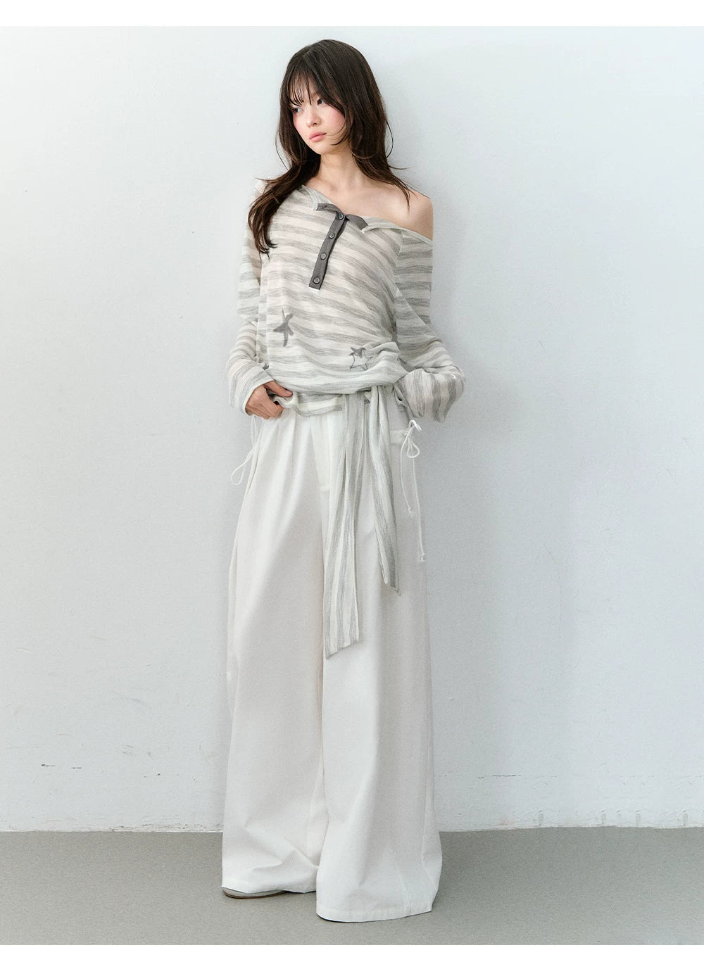 Star Print Off-Shoulder Striped Relaxed Knit Blouse