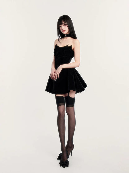 Devil’s Kiss Strapless Velvet Puff Dress