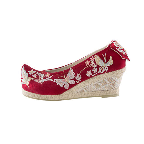 &quot;Butterfly&quot; Embroidered Flat &amp; Heels Hanfu Shoes - CHINASQUAD