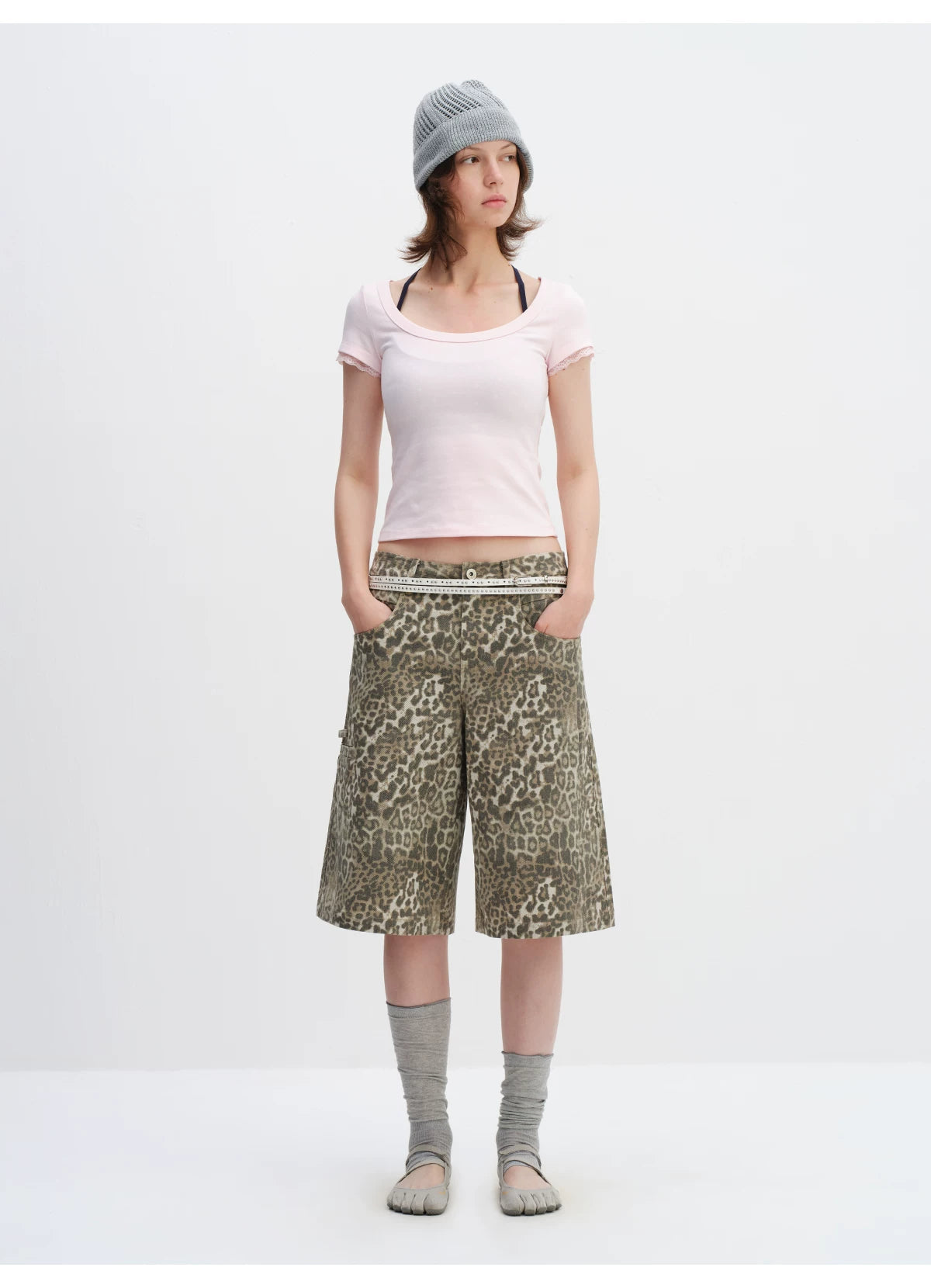 Lace Trim Scoop Neck Fitted Cotton T-Shirt