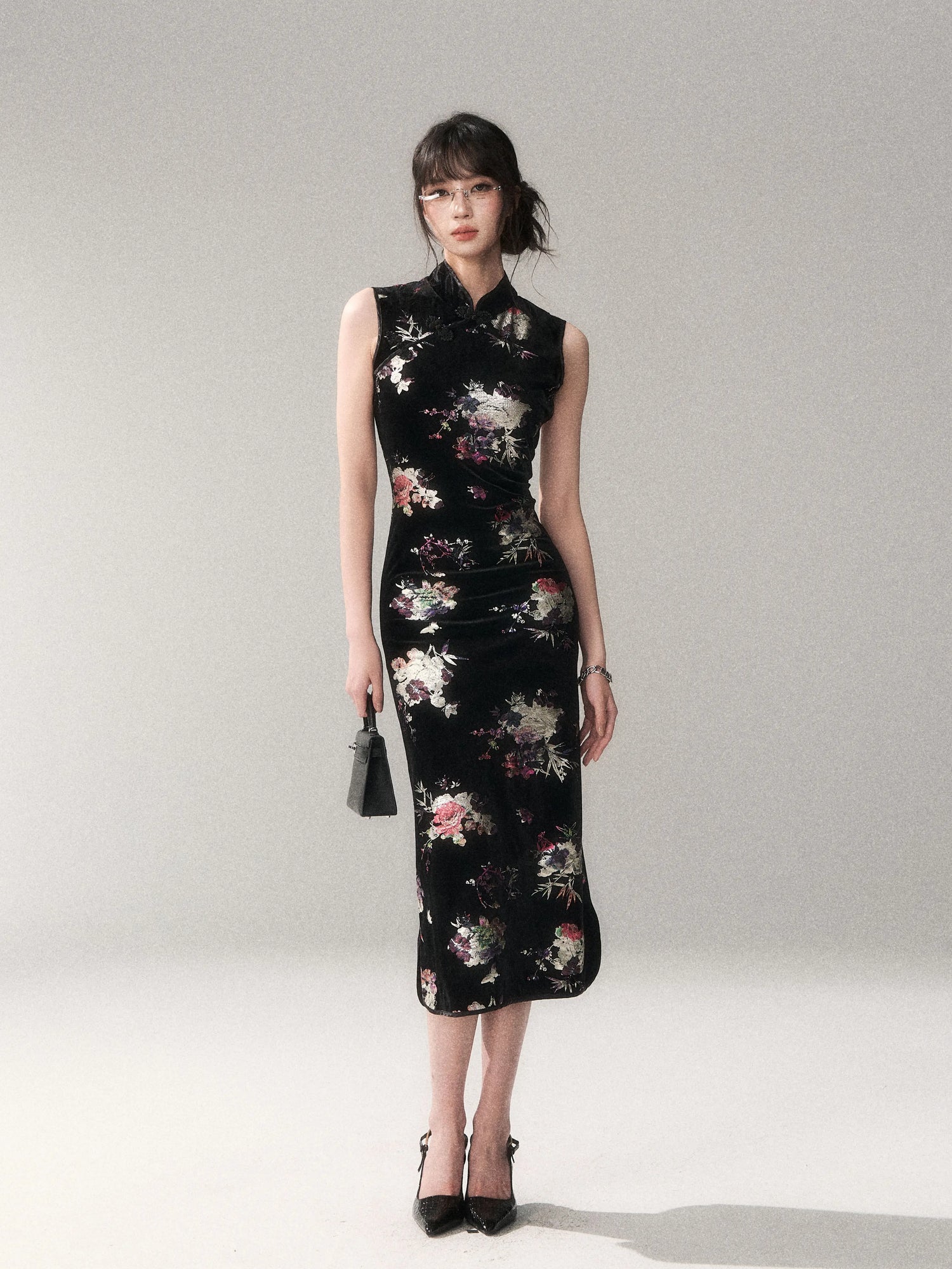 Gilded Velvet Floral Cheongsam Dress