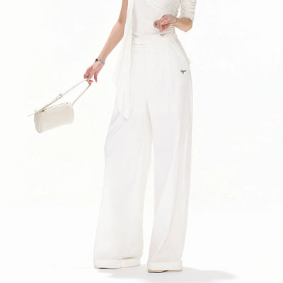S / White