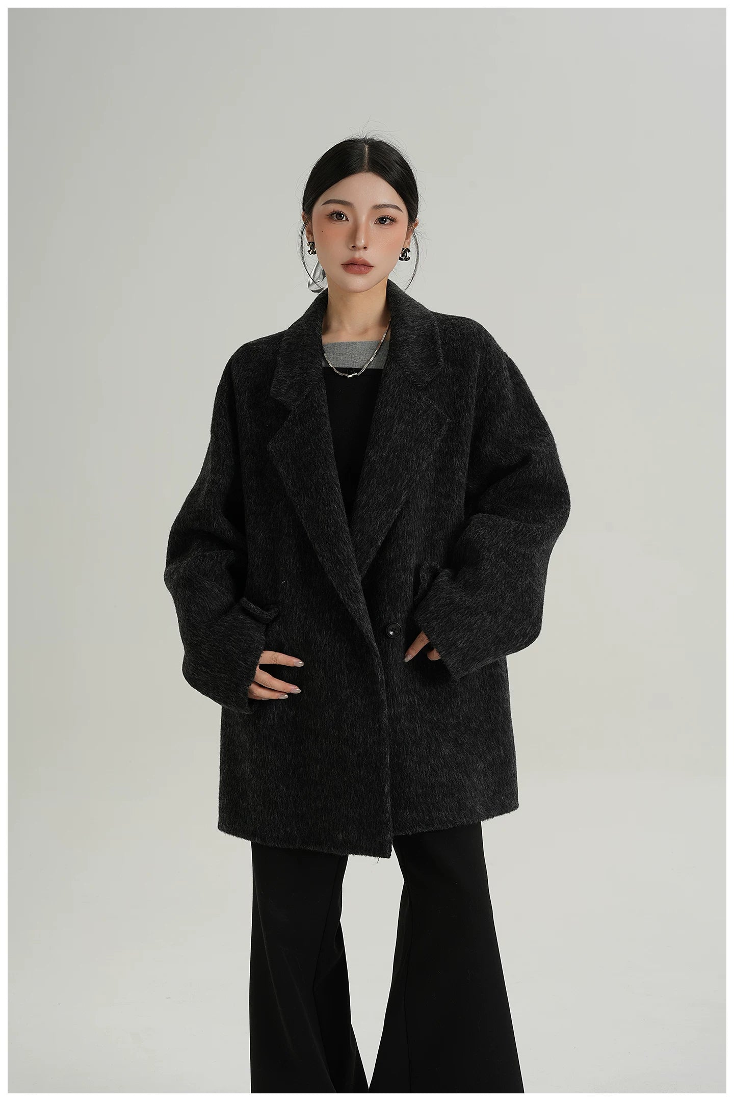 Relaxed-Fit Mid-Length Wool Blazer