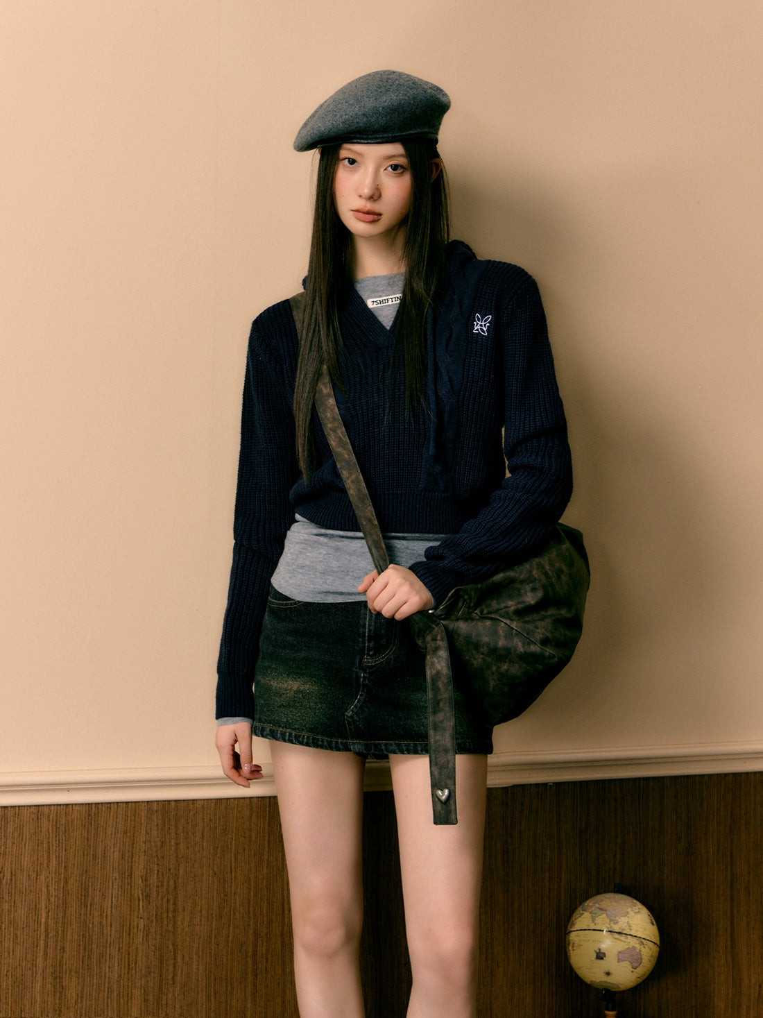 Blue &amp; Black Pullover Hooded Sweater - CHINASQUAD
