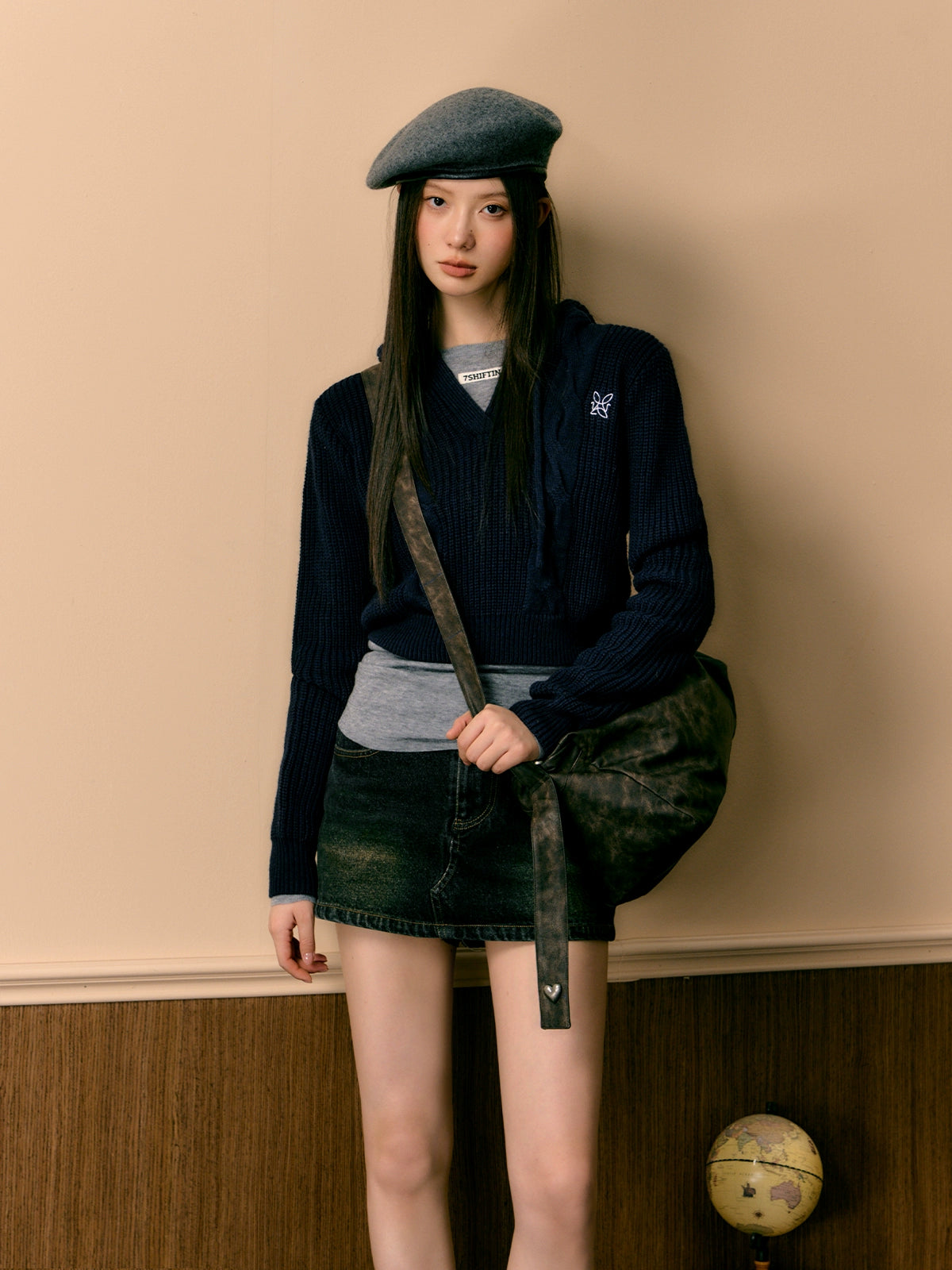 Blue &amp; Black Pullover Hooded Sweater - CHINASQUAD