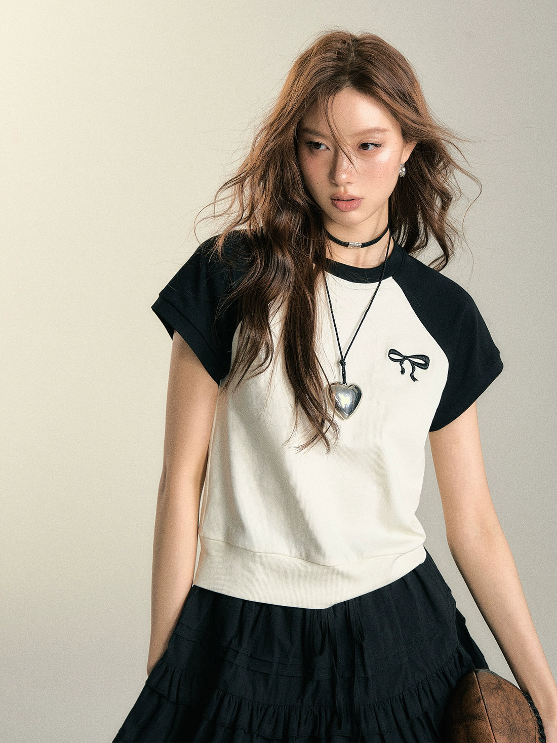 Pink &amp; Black/White Bow Embroidered Batwing T-shirt