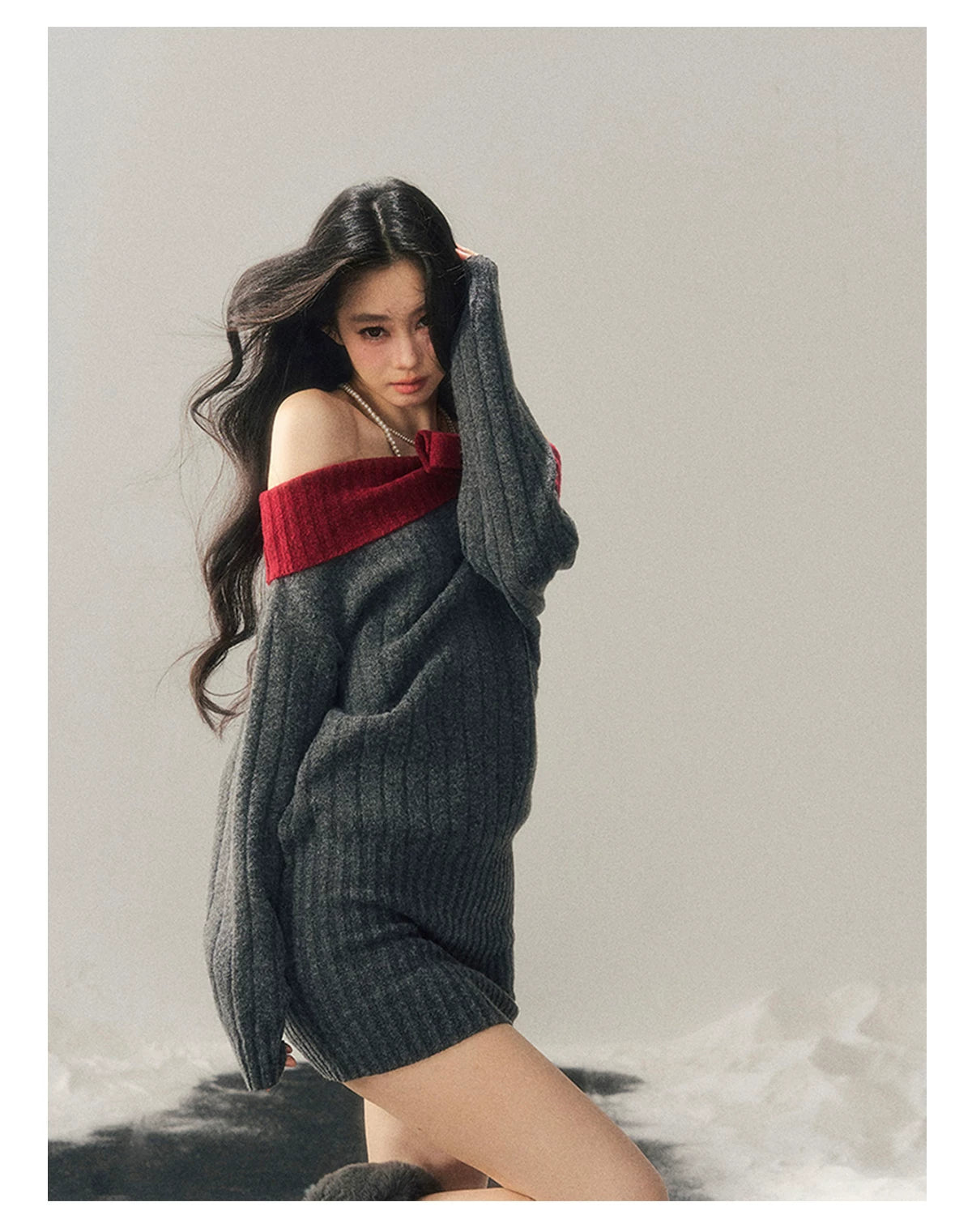 Off-Shoulder American-Style Knit Mini Dress