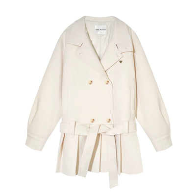 White / M