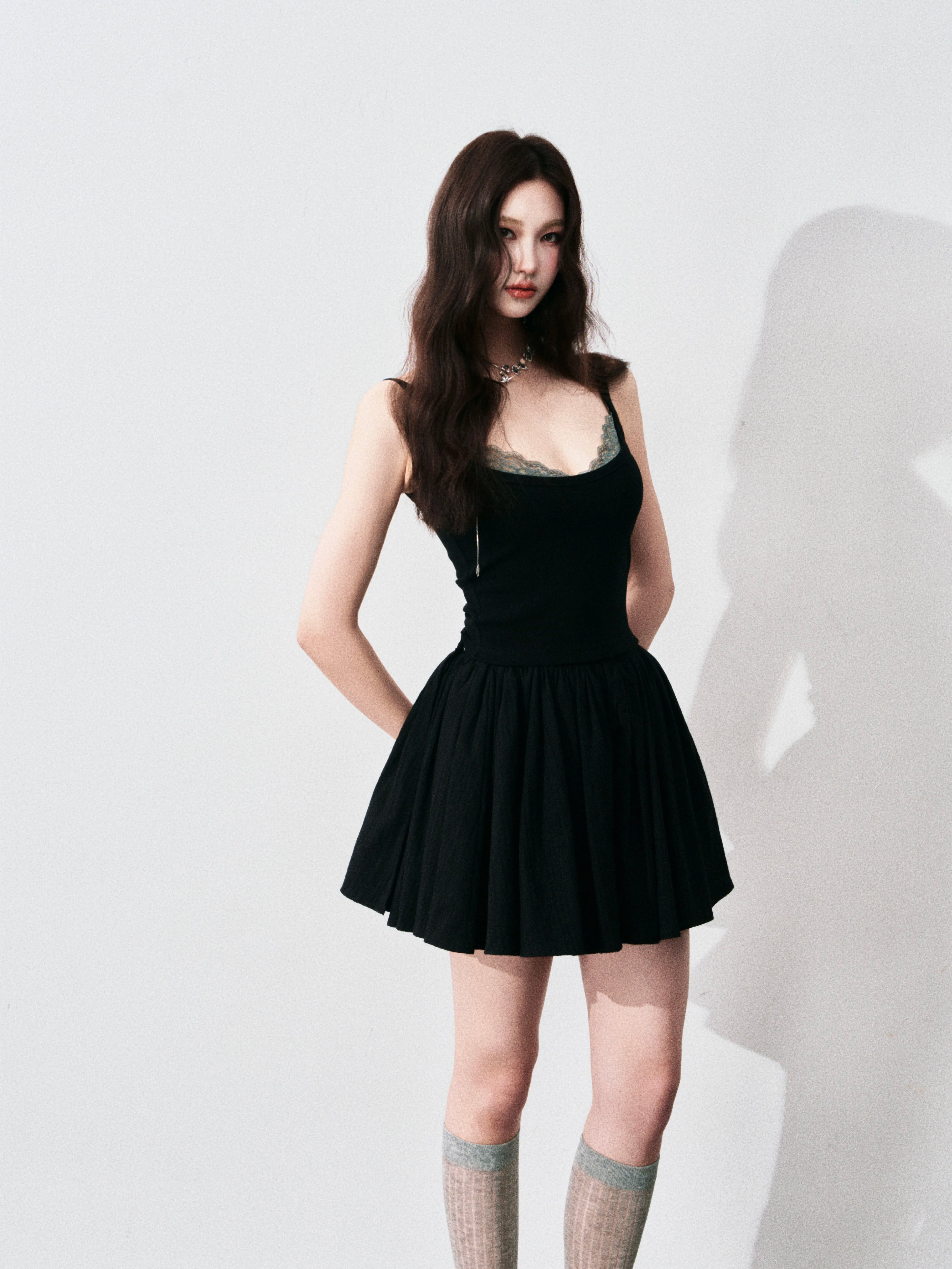 Contrast Lace Trim Slim-Fit Camisole