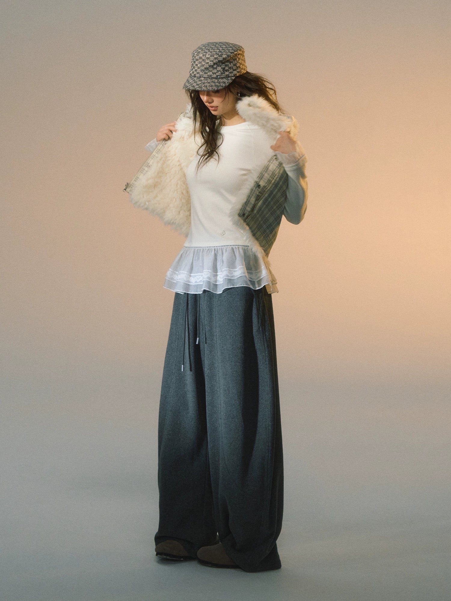 Fleece Curved-Leg Relaxed Pants