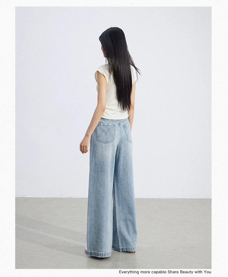 Soft Sculpt Rolled-Edge Sleeveless Knit Top
