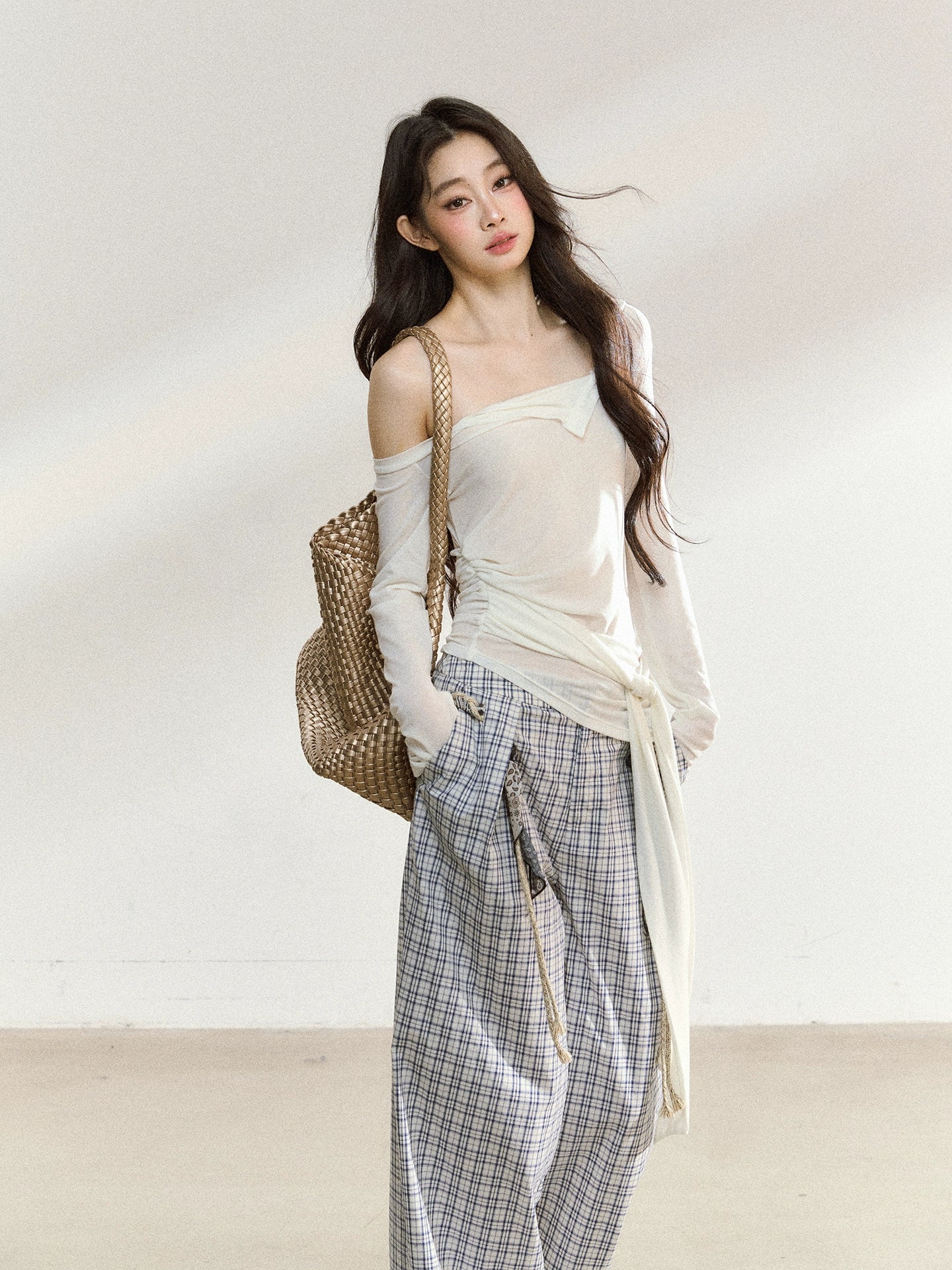 Asymmetric Shoulder Cross-Tie Knit T-Shirt