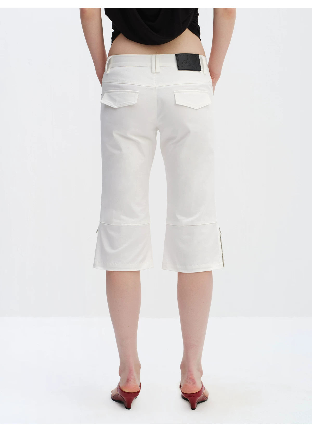 Vintage Capri Low-Rise Slim Flared Cropped Pants