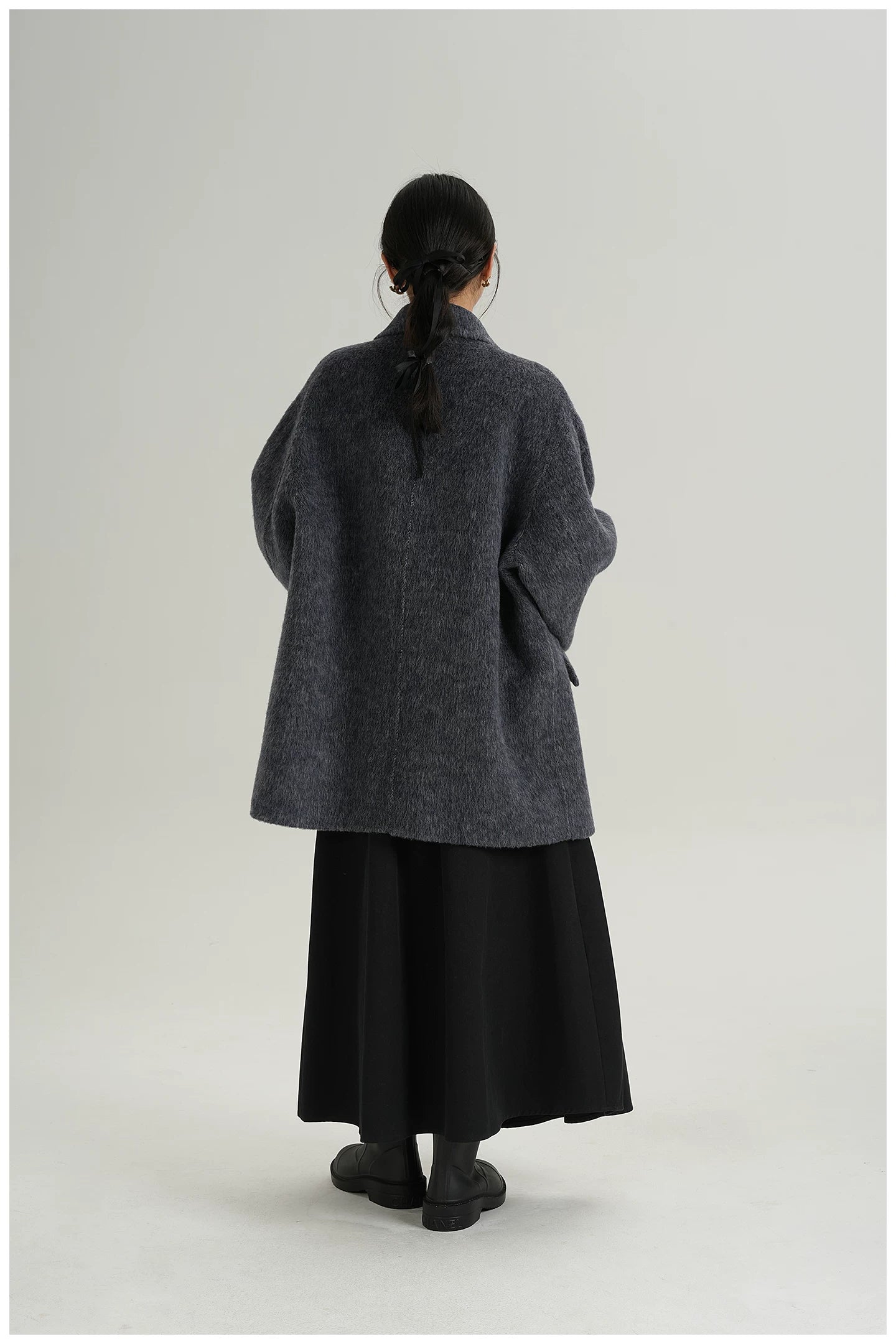 Relaxed-Fit Mid-Length Wool Blazer