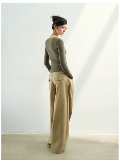 High-Waisted Relaxed Pleated Straight Pants