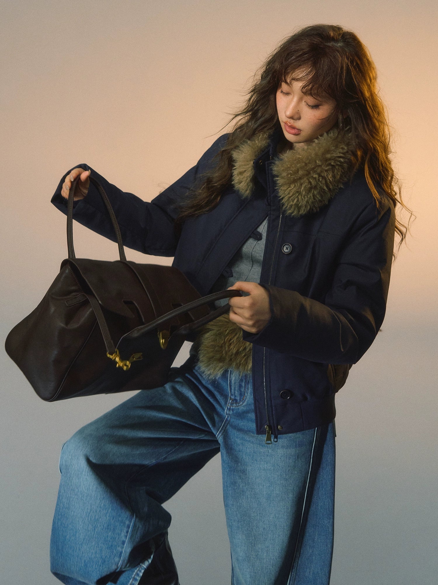 Detachable Fur-Collar Fitted Down Jacket