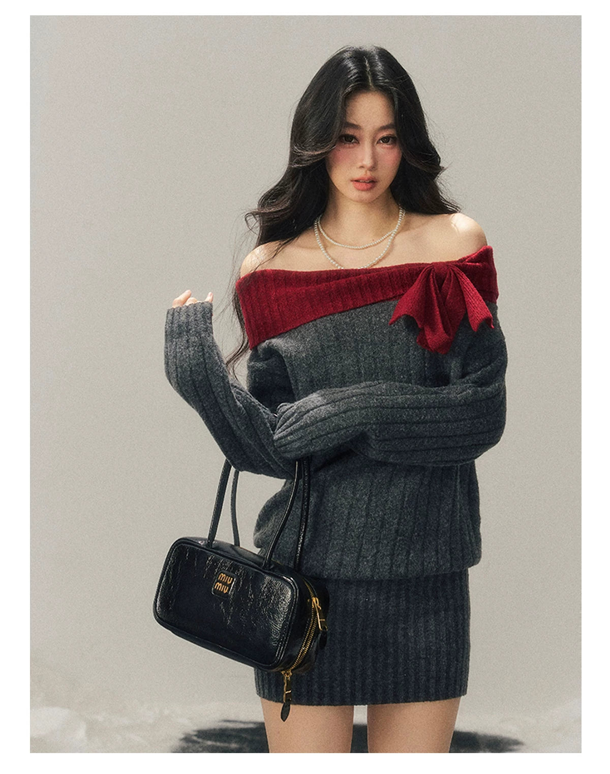 Off-Shoulder American-Style Knit Mini Dress