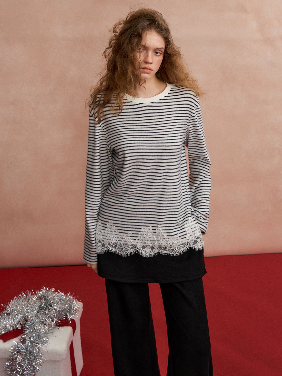 Lace-Panel Fuzzy Ribbed Long-Sleeve Tee