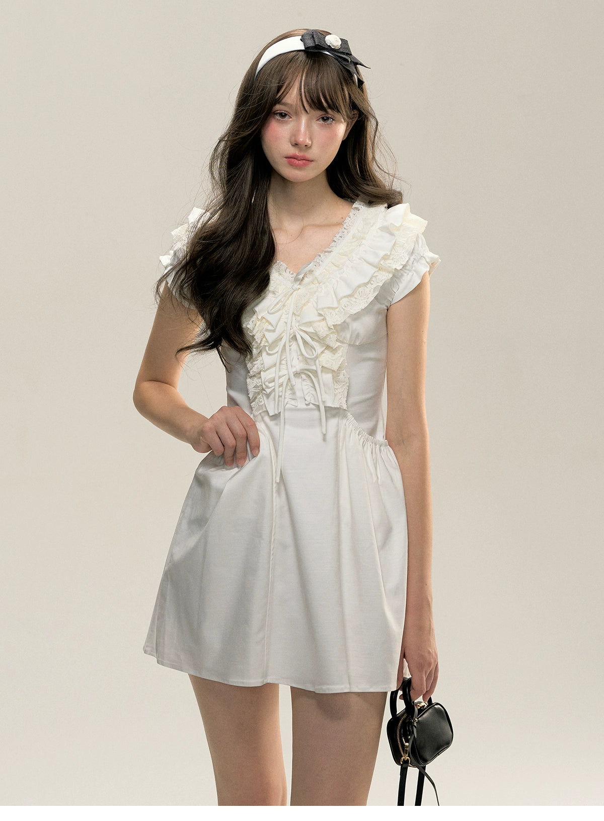 White V-neck Sleeveless Ruffled Lace Bow Dress