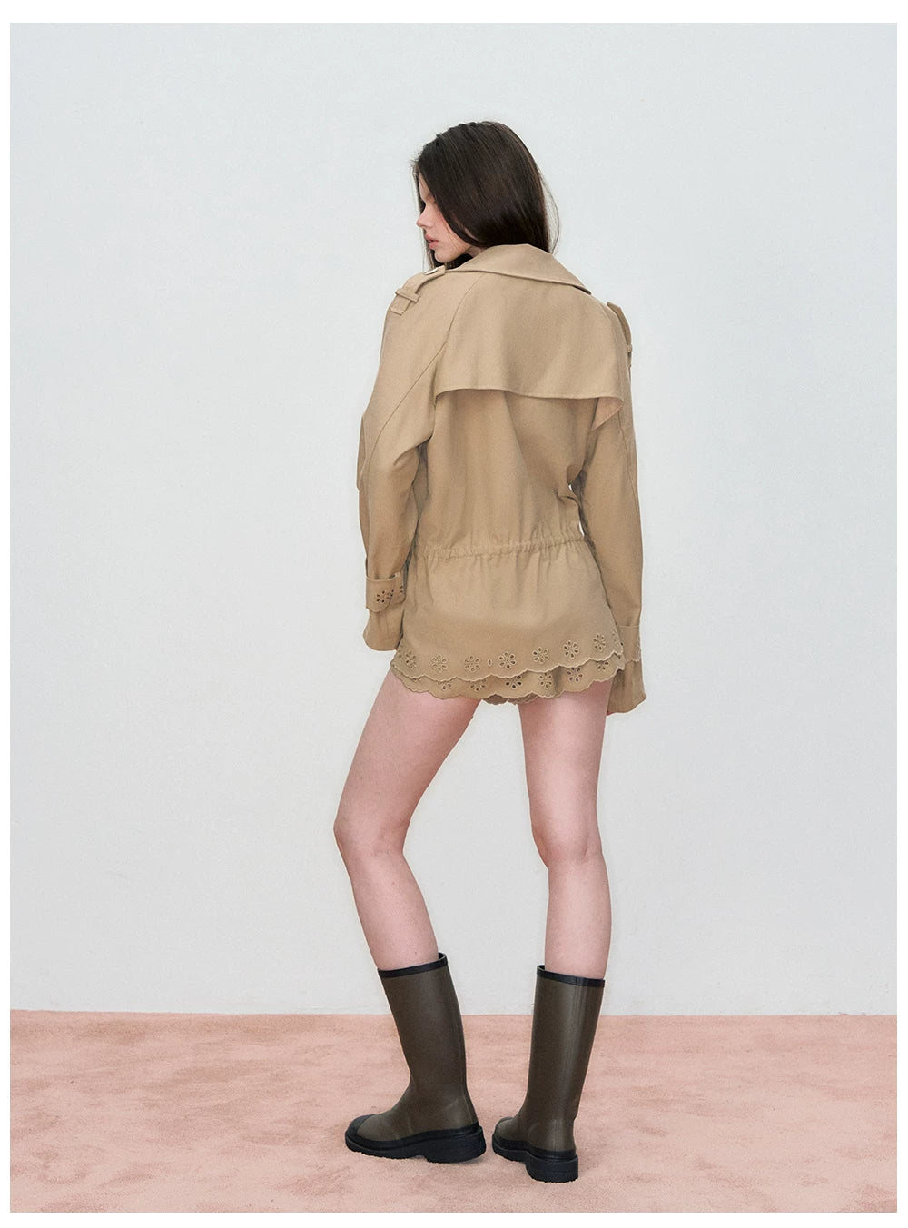 Double-Waistband Embroidered Straight Shorts