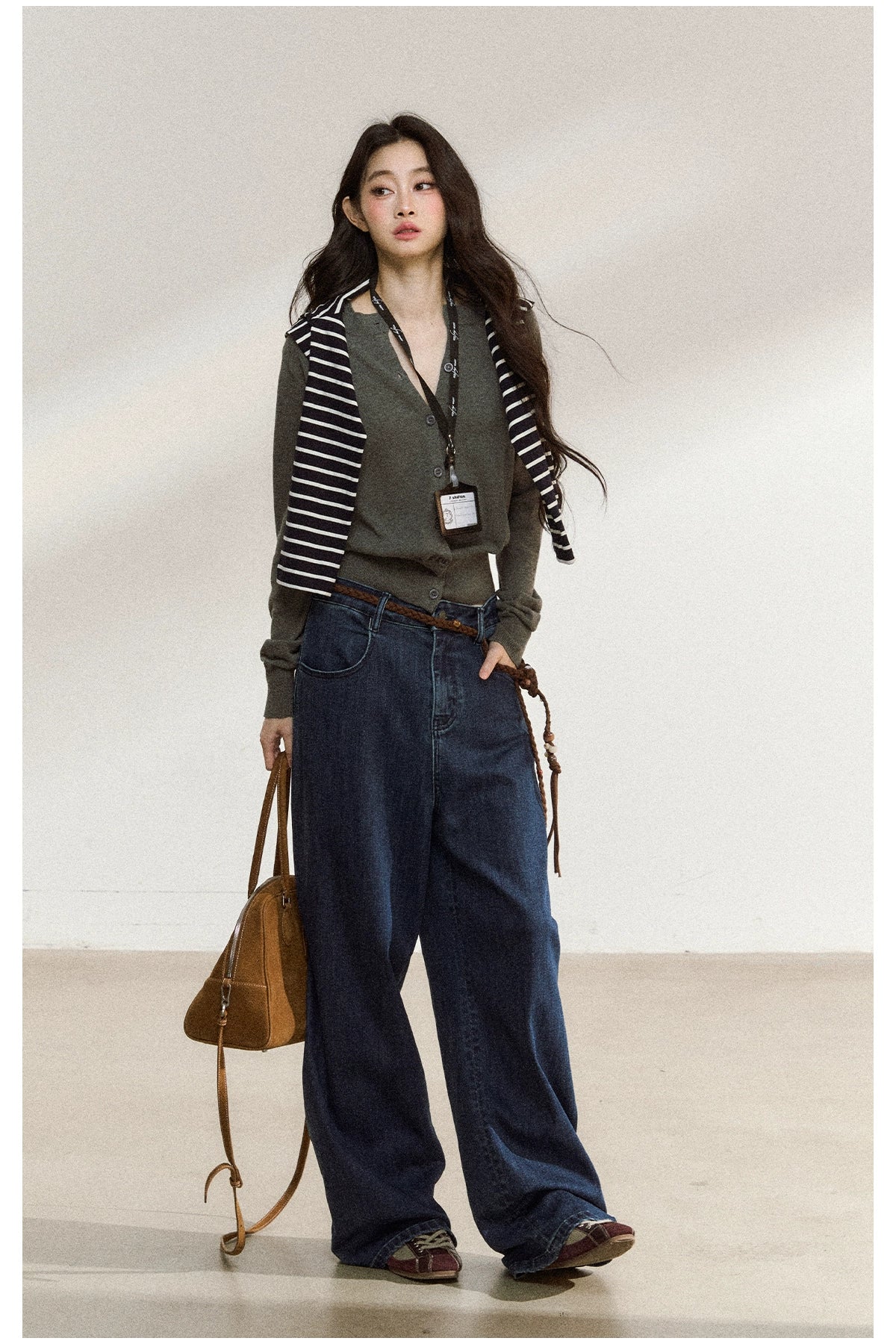 Classic Indigo High-Stretch Wide-Leg Jeans