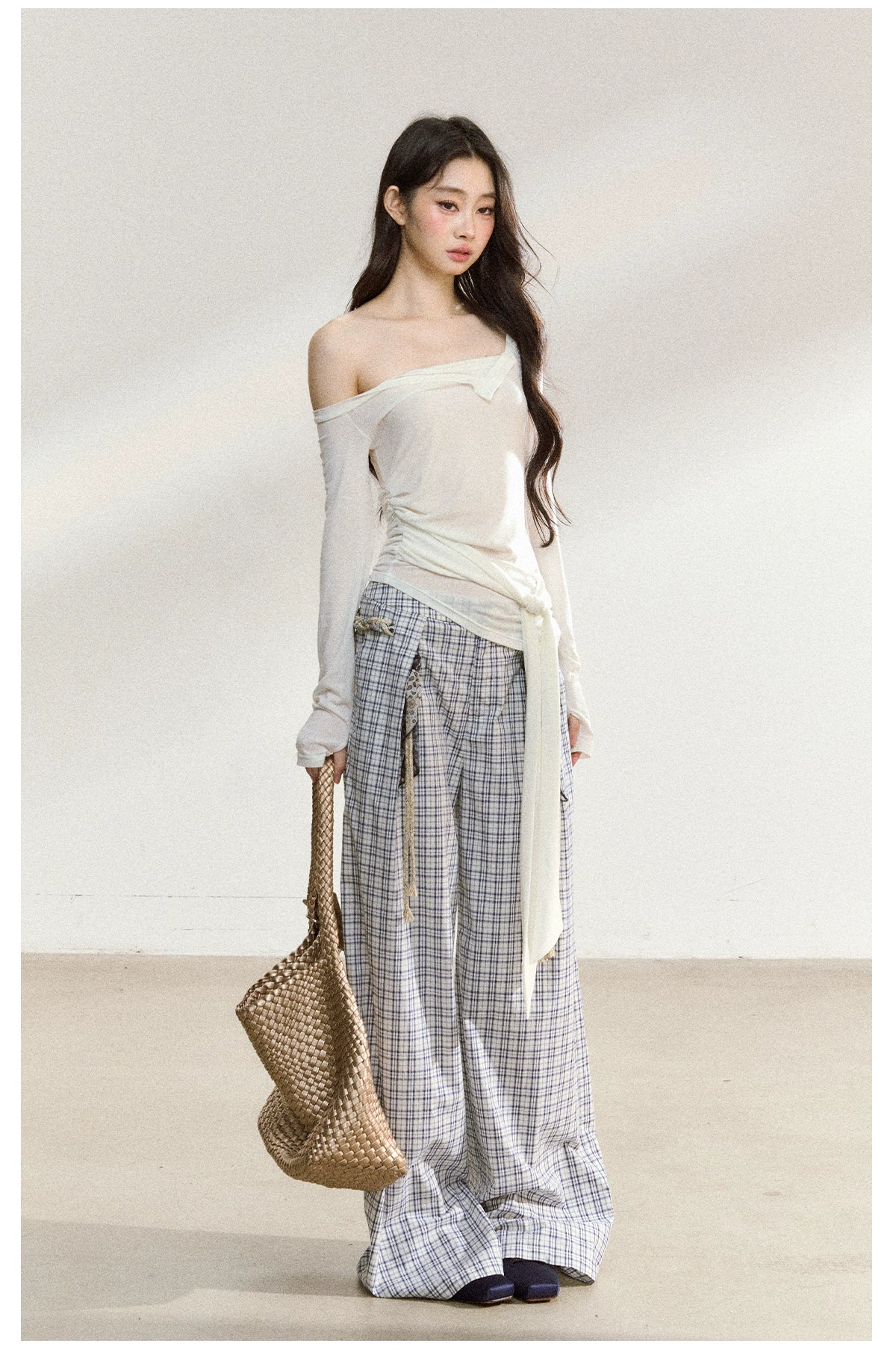 Asymmetric Shoulder Cross-Tie Knit T-Shirt