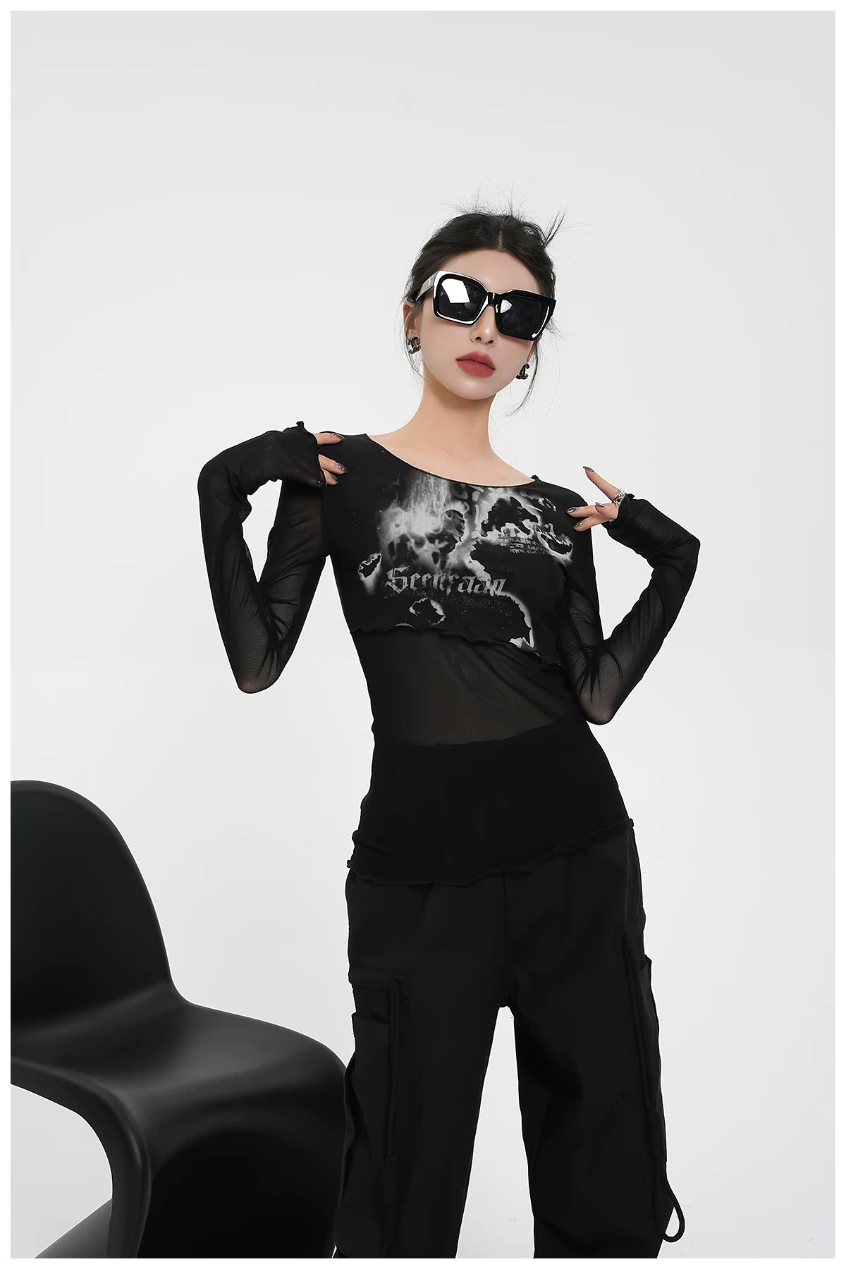 Street-Style Printed Mesh Long-Sleeve T-Shirt