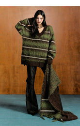 Striped Gradient Knitted Sweater & Scraf - CHINASQUAD