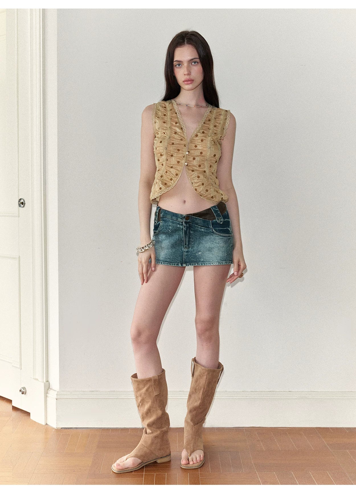 Vintage Washed V-Waist Denim Mini Skirt NeverMore