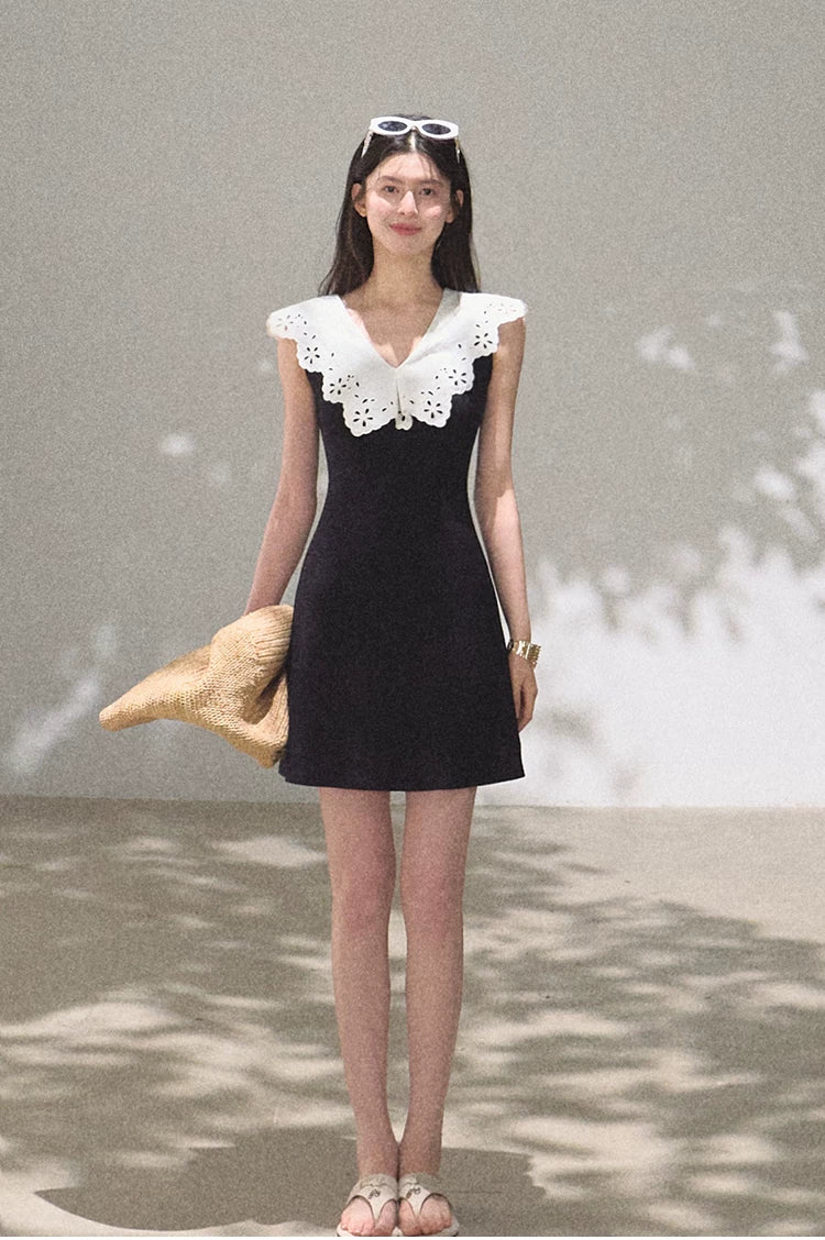 Shifting Tree Shadow Cotton Backless Waist-Cinched Vacation Dress
