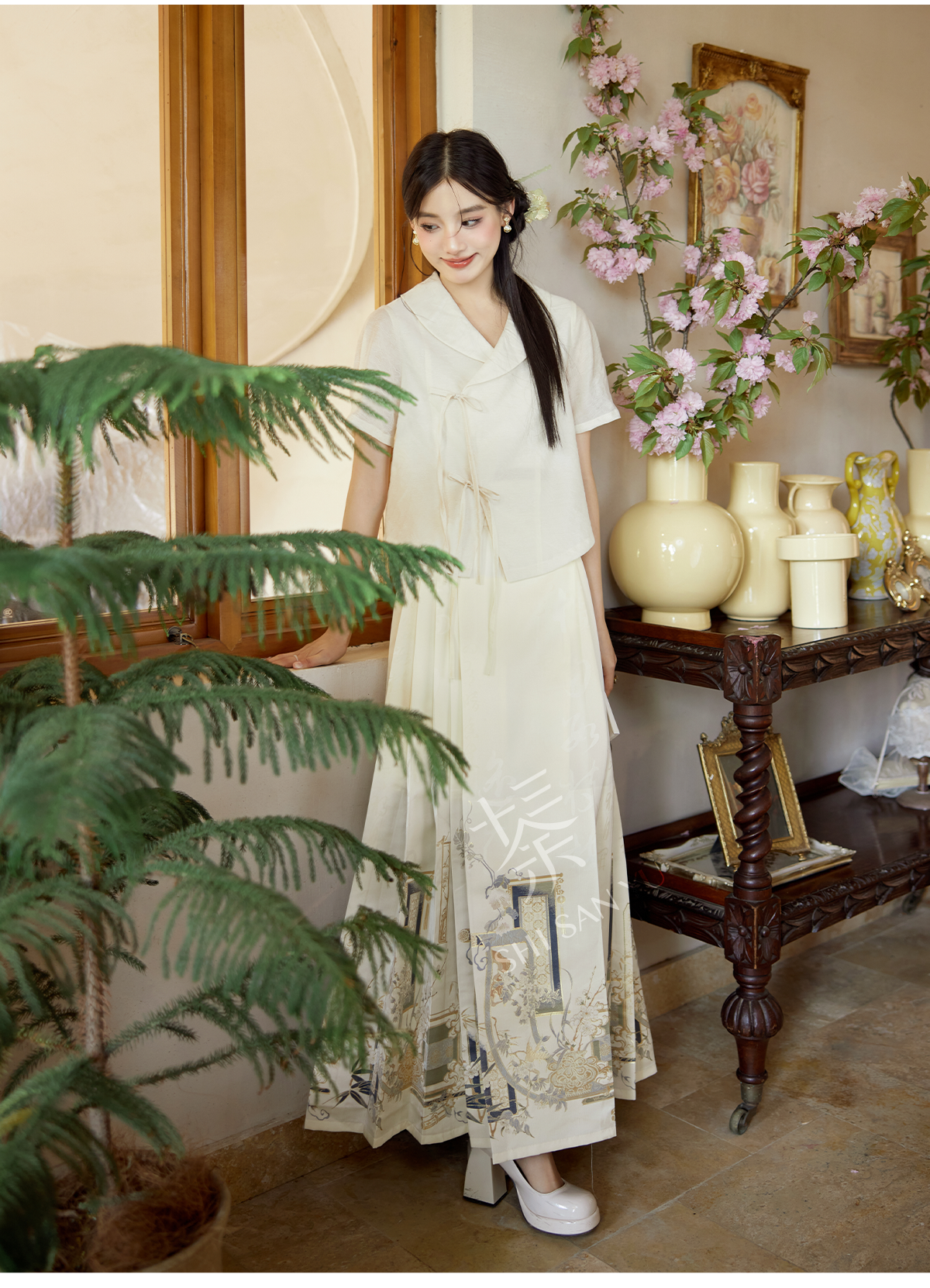 (Final Sale)"绘意晚" Modern-style Hanfu Set