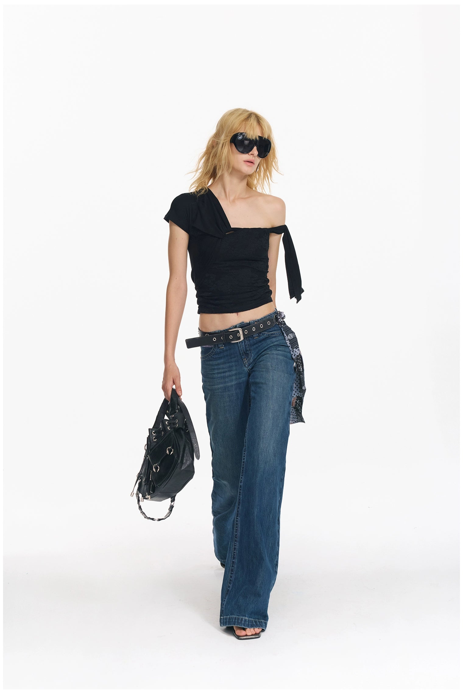 Washed Blue Embroidered Straight Jeans - CHINASQUAD