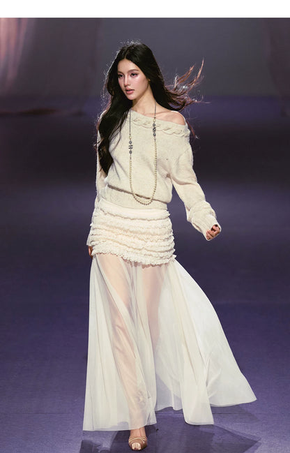 Off-Shoulder Cable Knit Slim Sweater