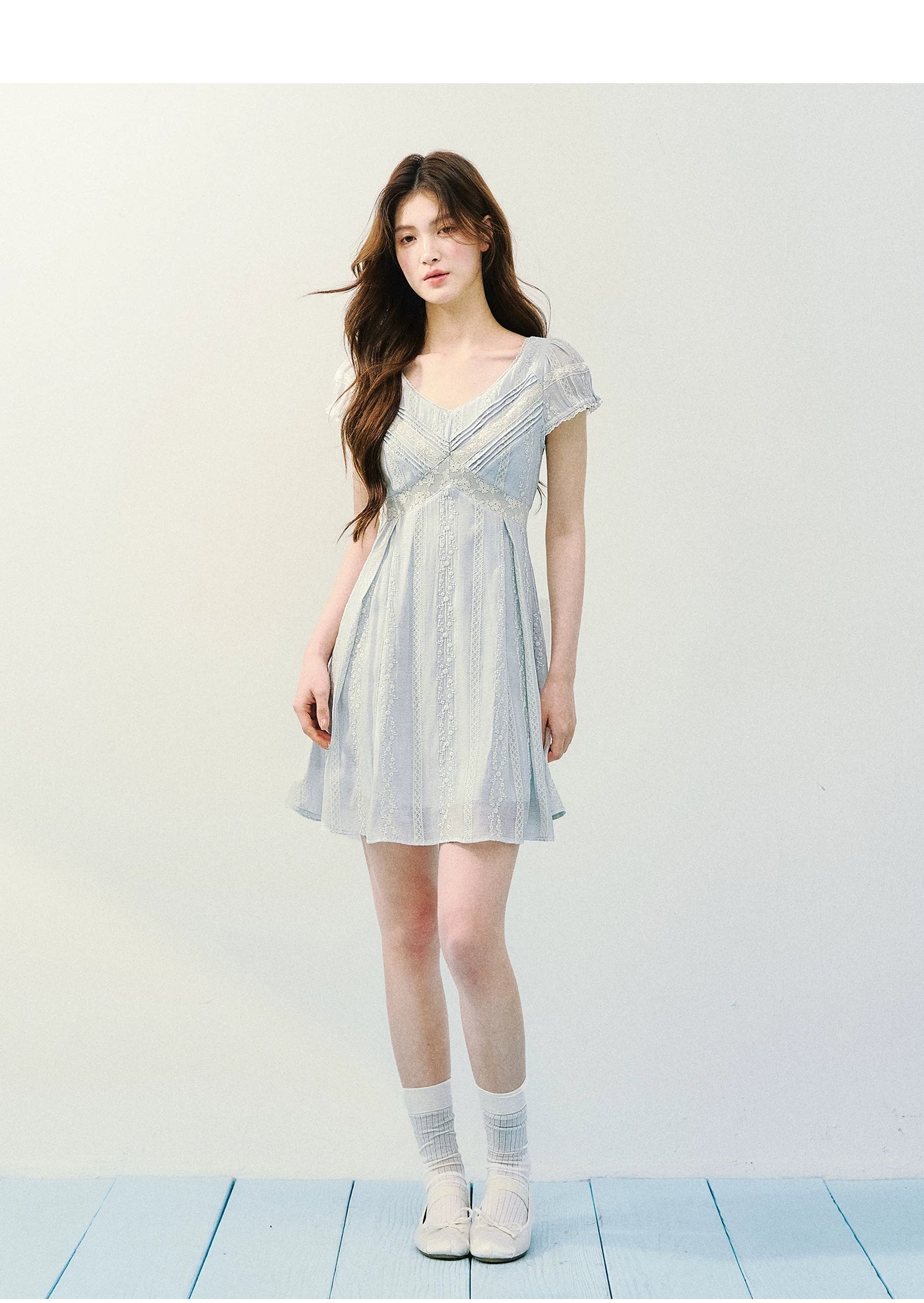 Vintage Lace Panel V-Neck Dress