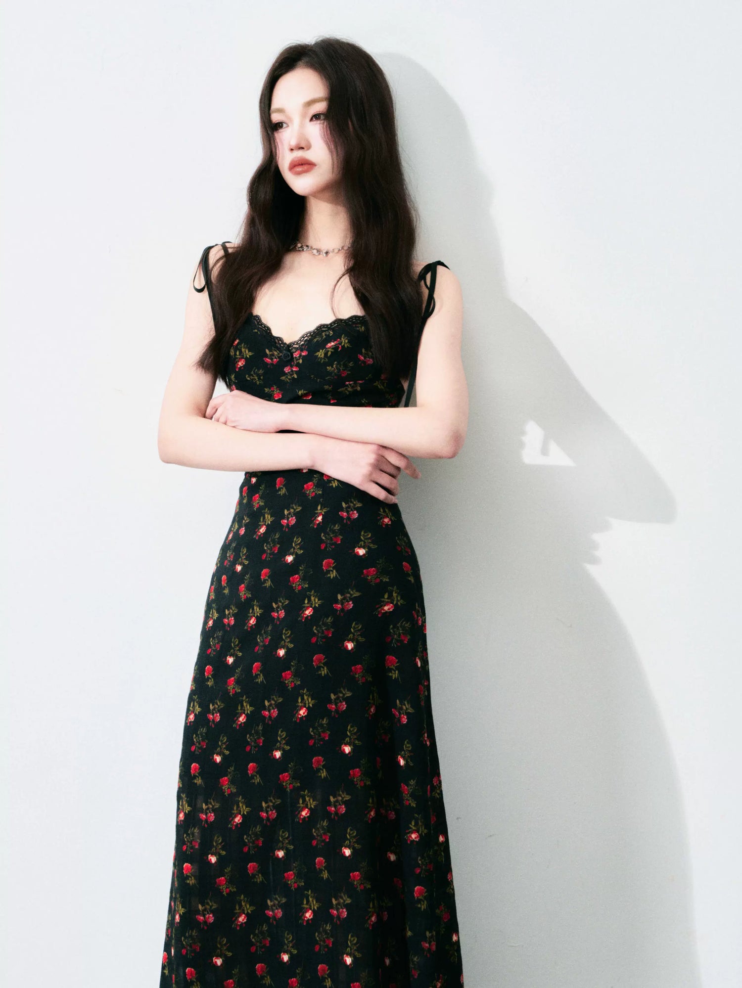 Vintage Floral Tie-Waist A-Line Maxi Dress