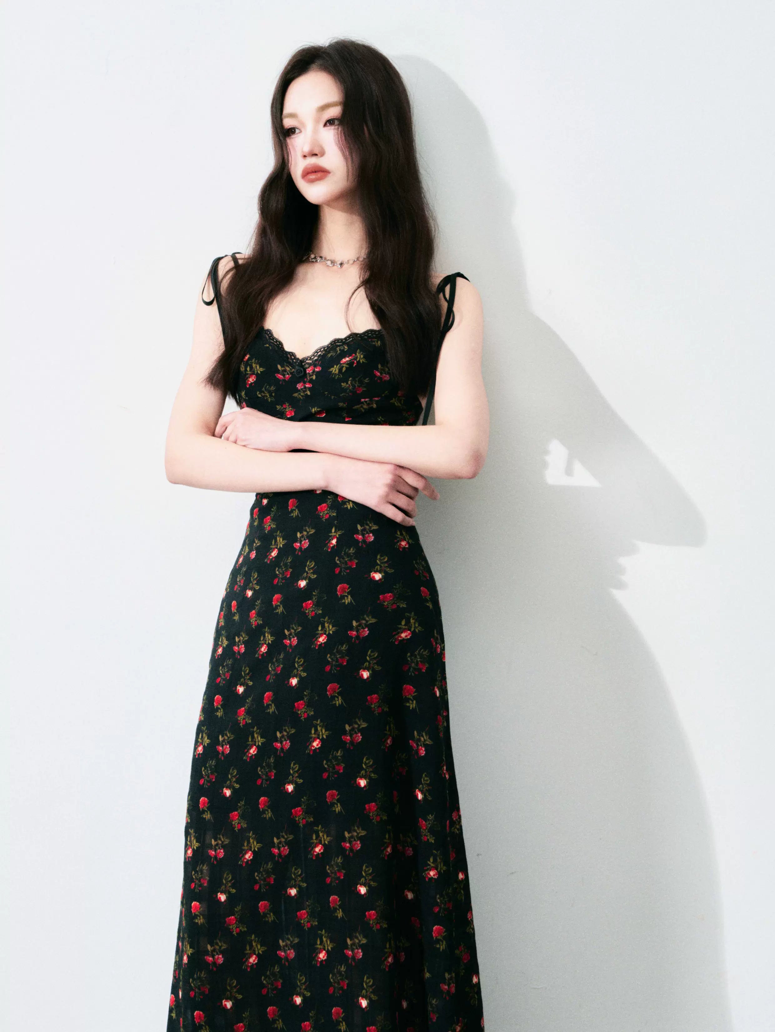 Vintage Floral Tie-Waist A-Line Maxi Dress