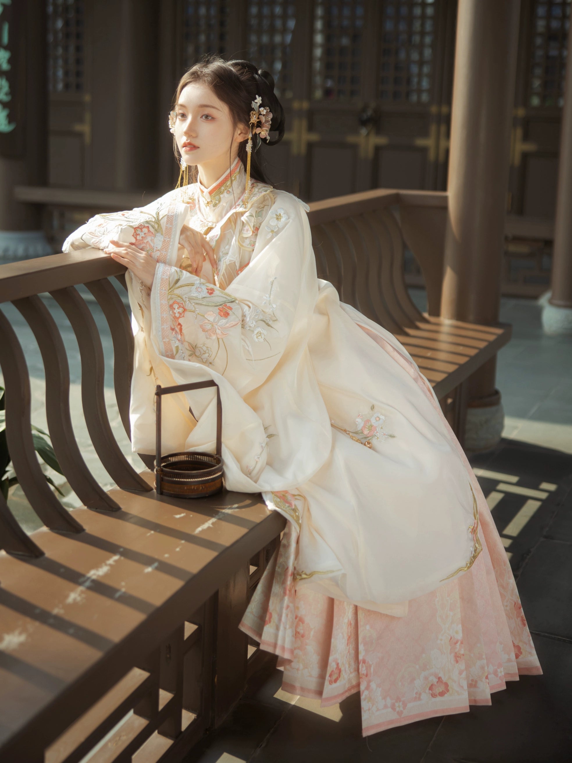 “花团酥” Ming Dynasty Hanfu Set