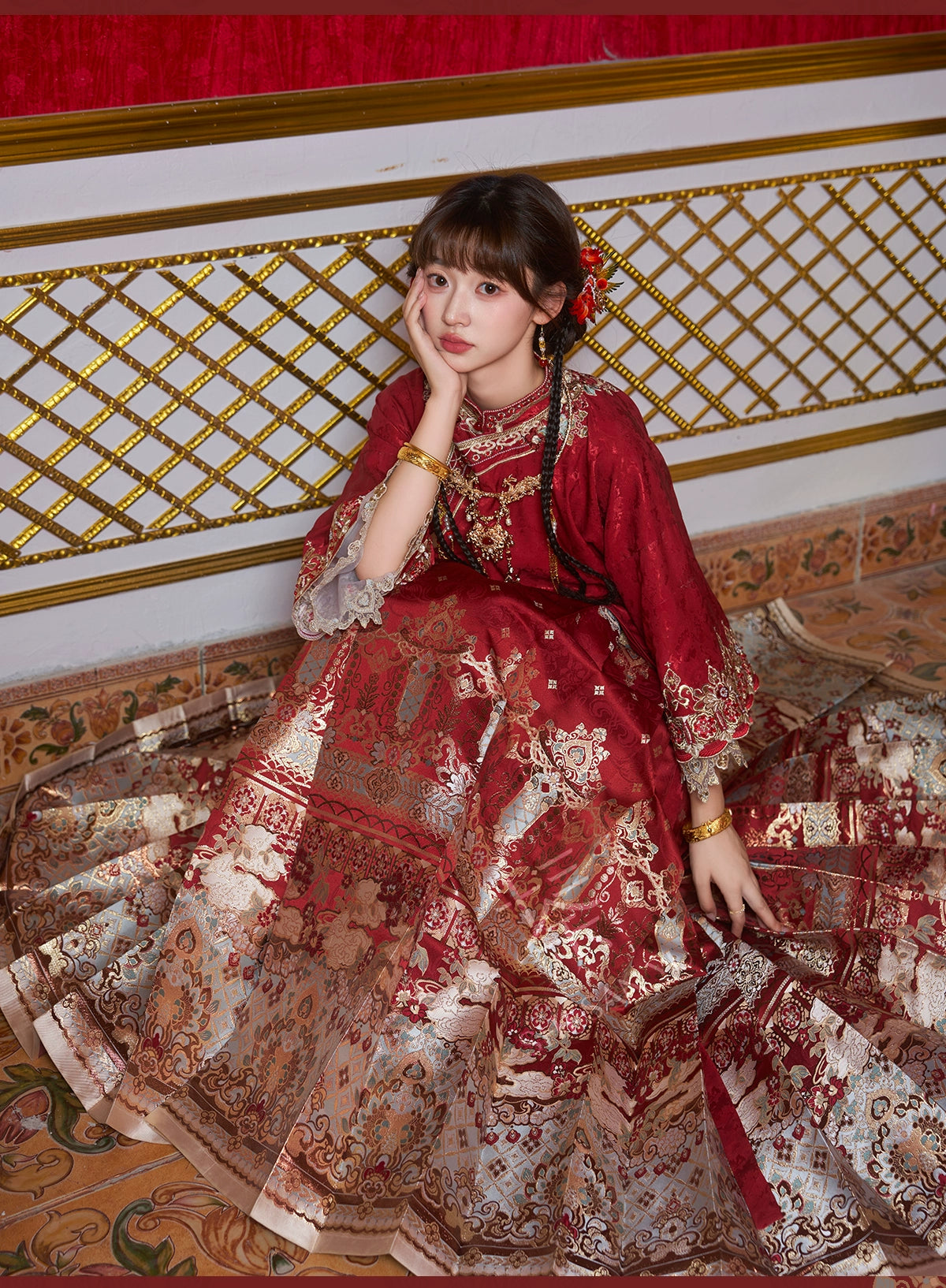 &quot;羡鸳鸯&quot; Red Embroidered Hanfu Set