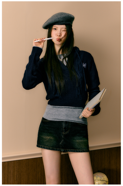 Blue &amp; Black Pullover Hooded Sweater - CHINASQUAD