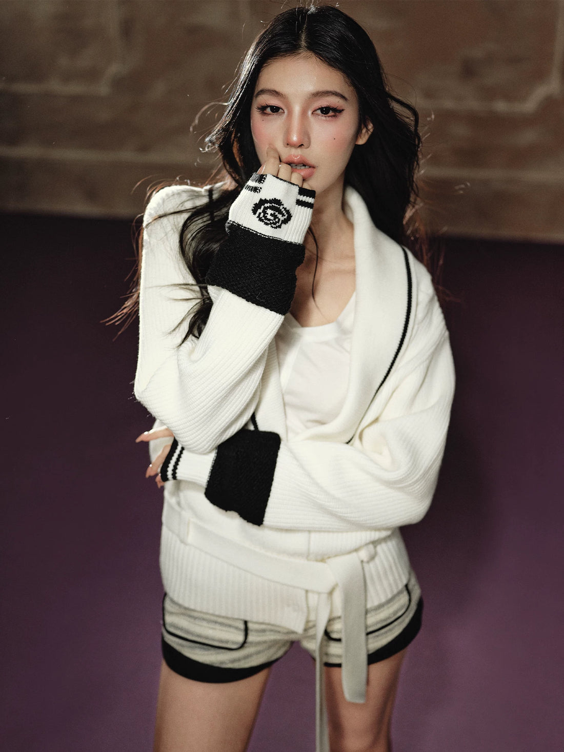 Oversized Contrast V-Neck Tie-Waist Knit Sweater